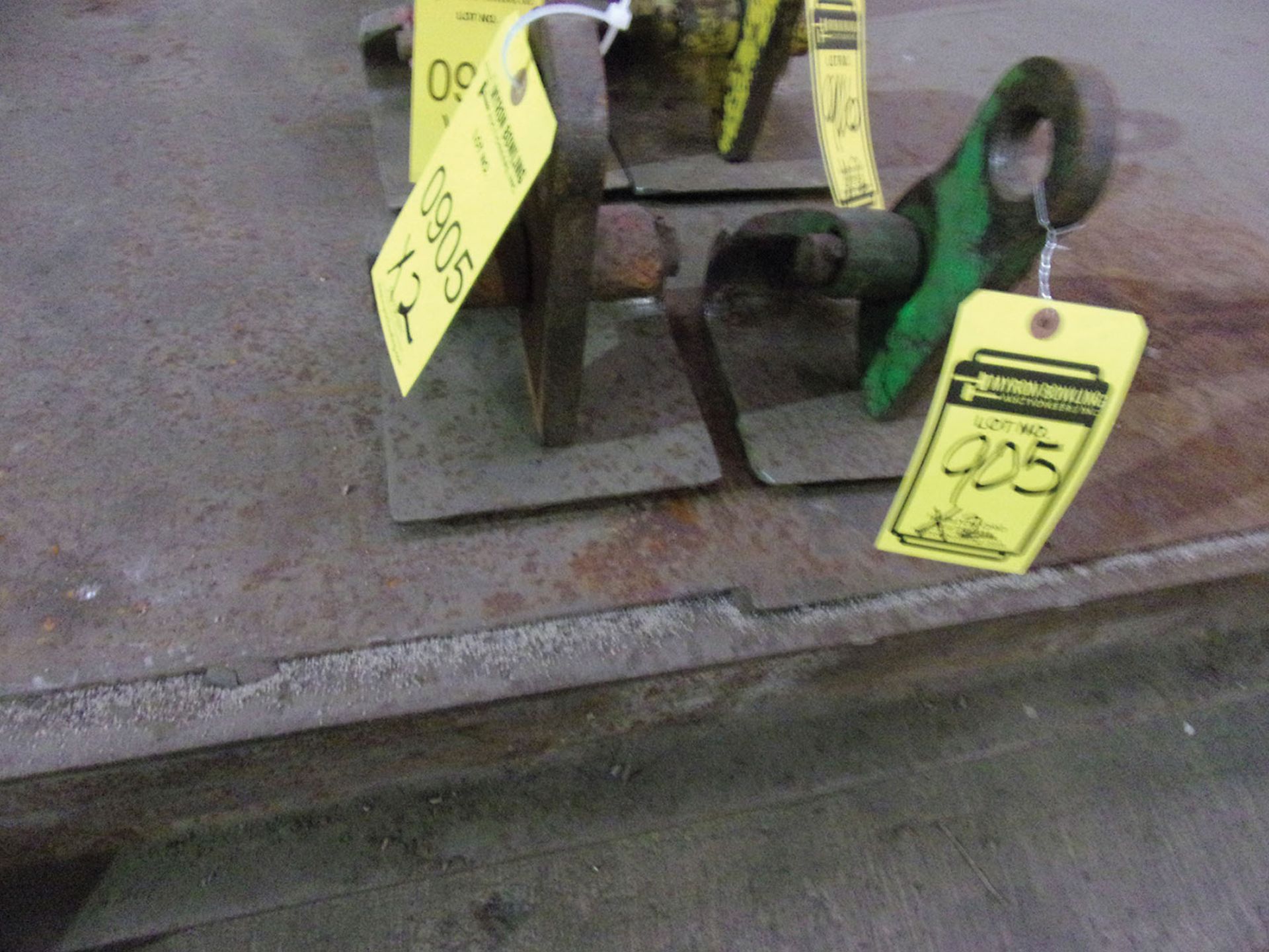 PLATE CLAMPS (X2)