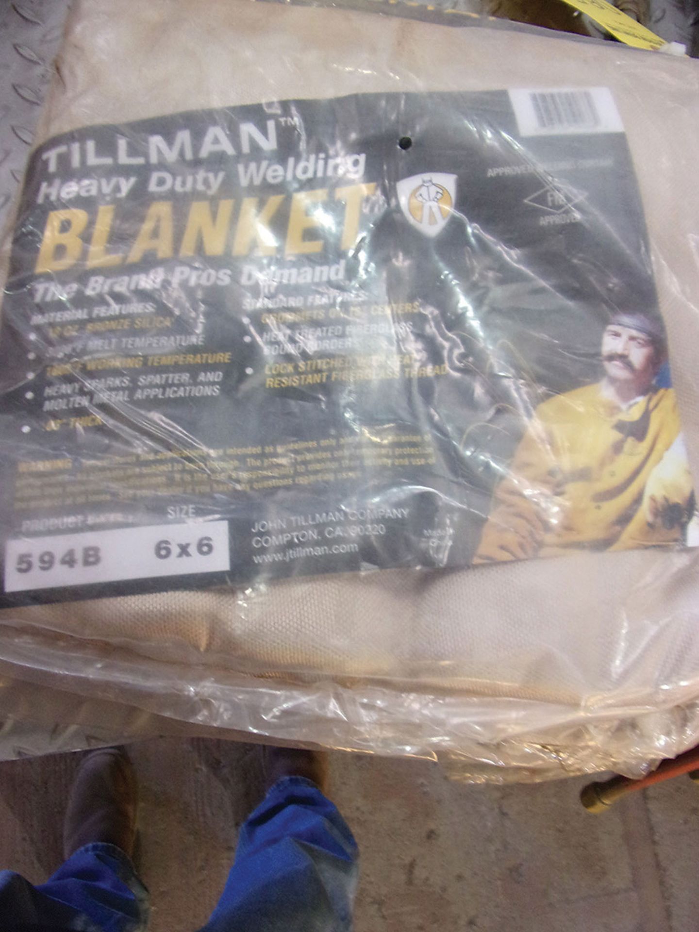 LOT OF HILLMAN HEAVY DUTY WELDING BLANKETS (X2)