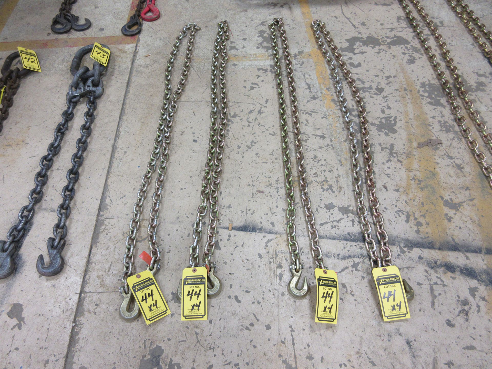 (4) 3/8'' HOOKED CHAINS X 10' LONG