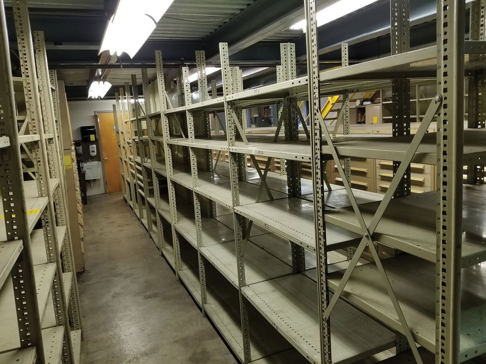(19) MEDIUM DUTY PARTS RACKS 35''W X 89''H X 18 1/2'' DEEP - ONE MONEY ***LOCATED AT TOM'S RIVER, - Image 2 of 2