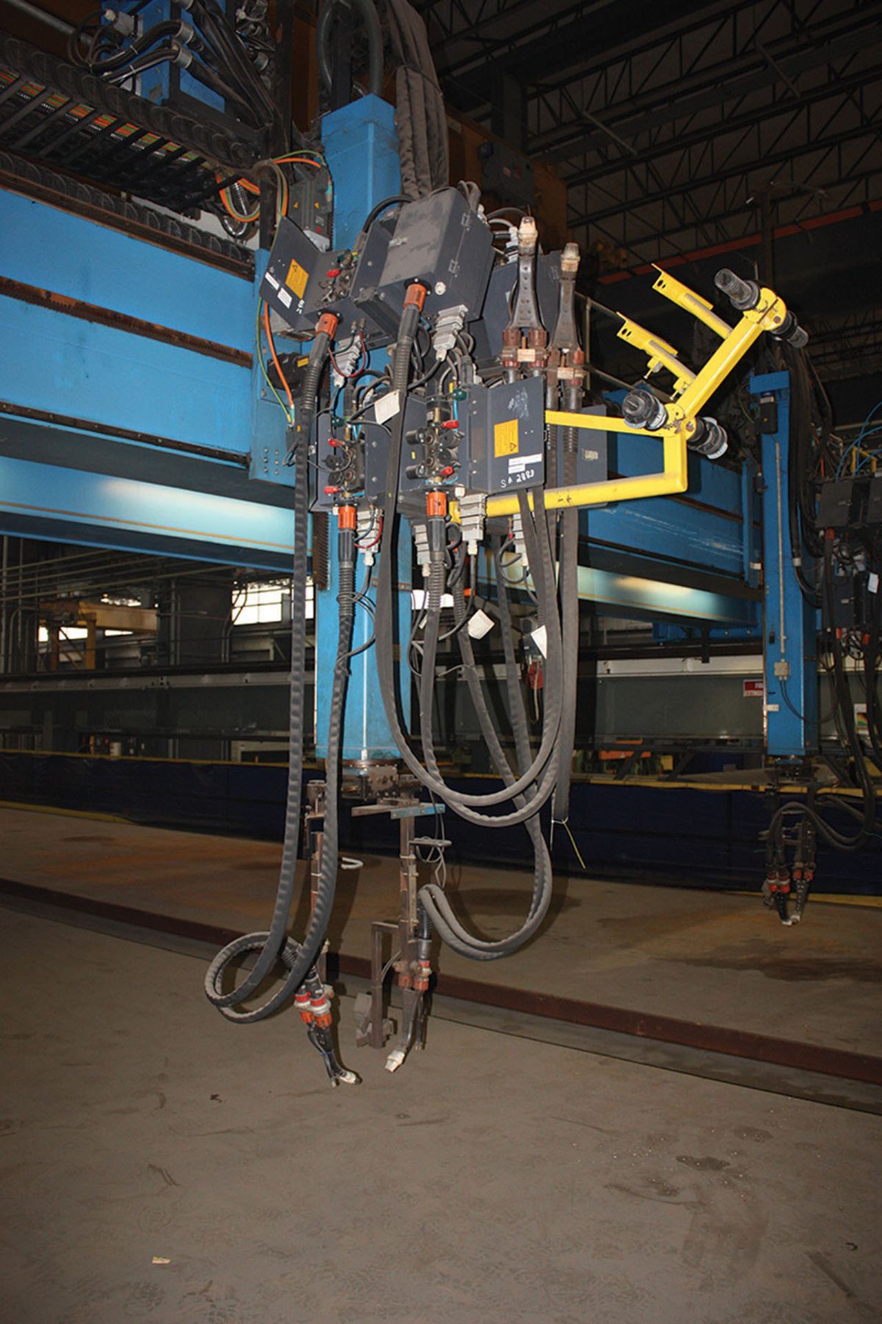 2009 DEUMA WELDING GANTRY, MDL: PQ10000 W/ (8) QUINTO GLC 603 WELDING POWER SOURCES, (2) WELDING - Image 6 of 31