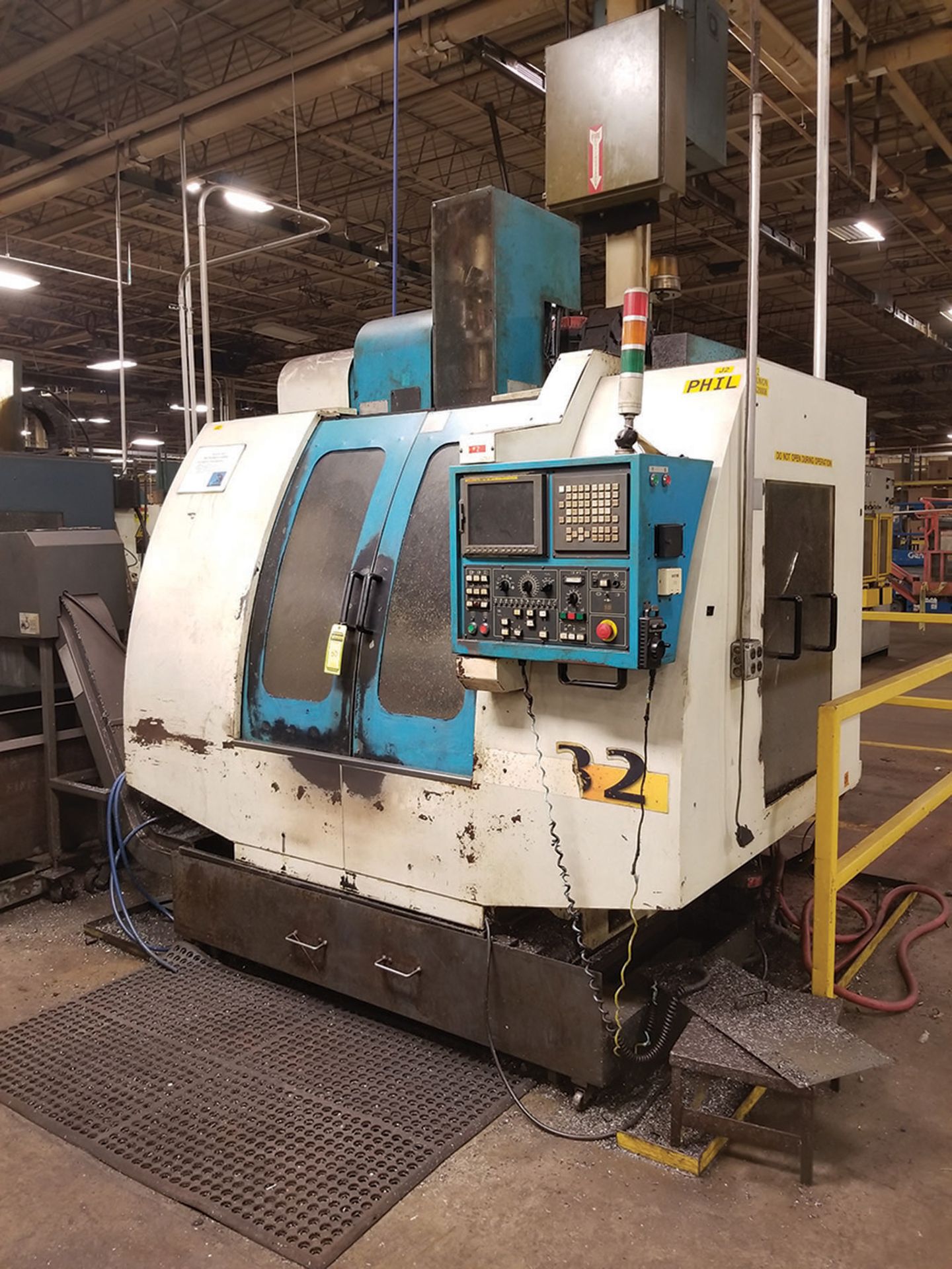 2002 JOHNFORD SUPER VERTICAL SV-32 VERTICAL MACHINING CENTER, 4-AXIS, S/N MB2302, 17.5'' X 39.25'' - Image 2 of 4