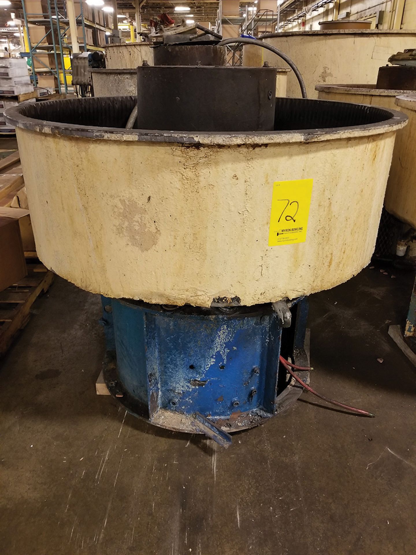 ROSLER VIBRATORY BOWL FINISHER; 40'' DIA. X 14'' ***$50.00 RIGGING FEE***