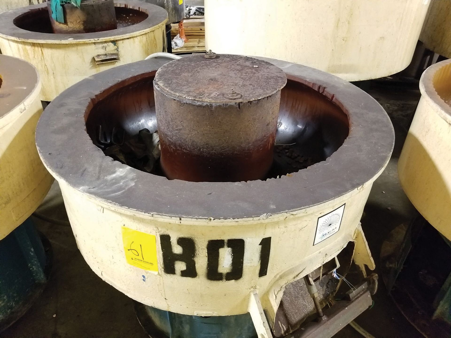 ROSLER VIBRATORY BOWL FINISHER; 5.75'' LIP, 38'' X 13.5'' ***$50.00 RIGGING FEE*** - Image 2 of 2