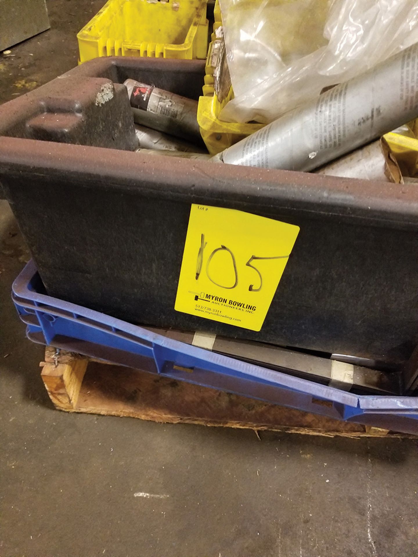 (5) PALLETS OF ASSORTED CAT-40 TOOLING, HOLD DOWNS, MISC.