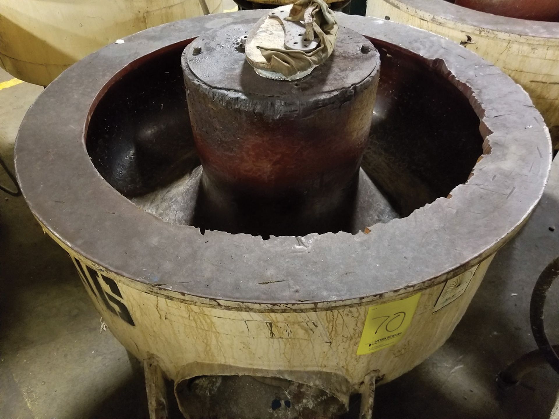 ROSLER VIBRATORY BOWL FINISHER; 5.75'' LIP, 38'' X 14'' LIPPED ***$50.00 RIGGING FEE*** - Image 2 of 2