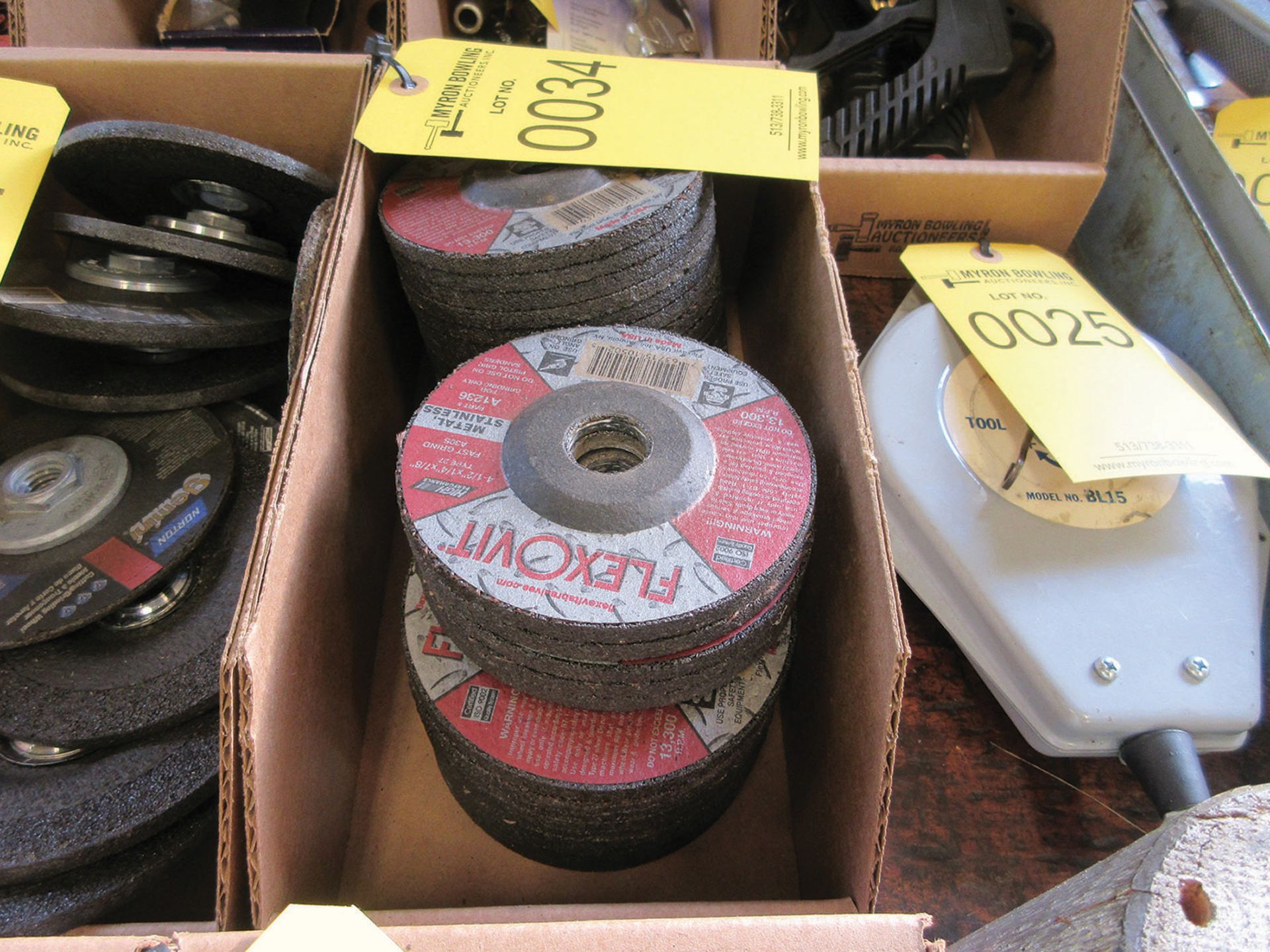 ASSORTED GRINDING WHEELS