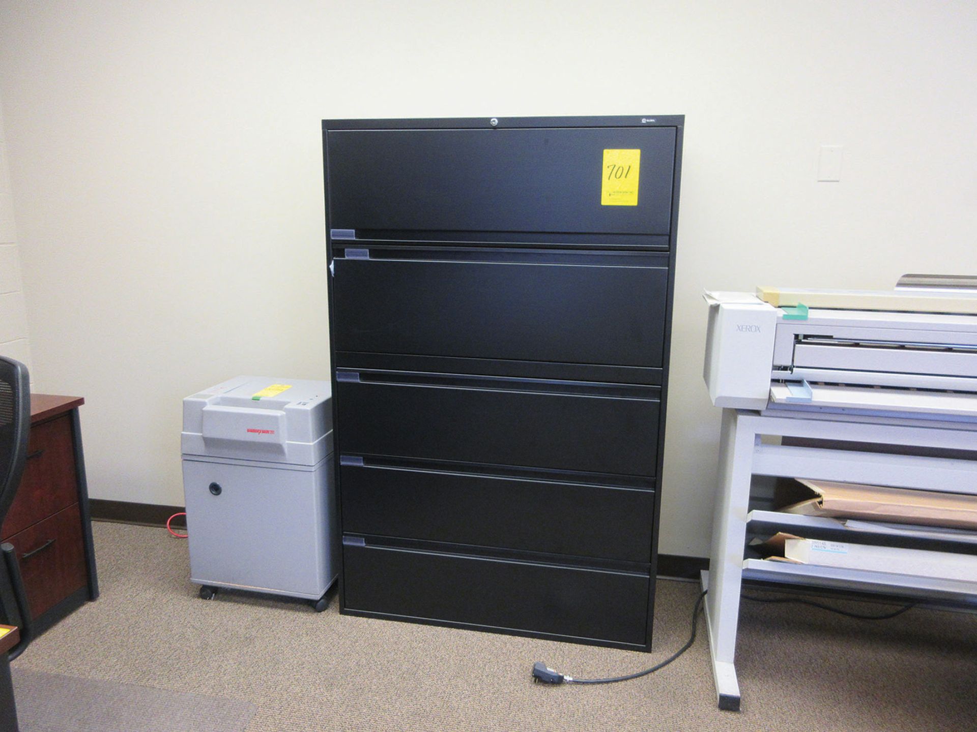 (3) CORNER DESKS, (3) CHAIRS, (1) LATERAL CABINETS, (1) 2-DOOR CABINET, PLANAR MONITOR, AND HP - Image 3 of 4