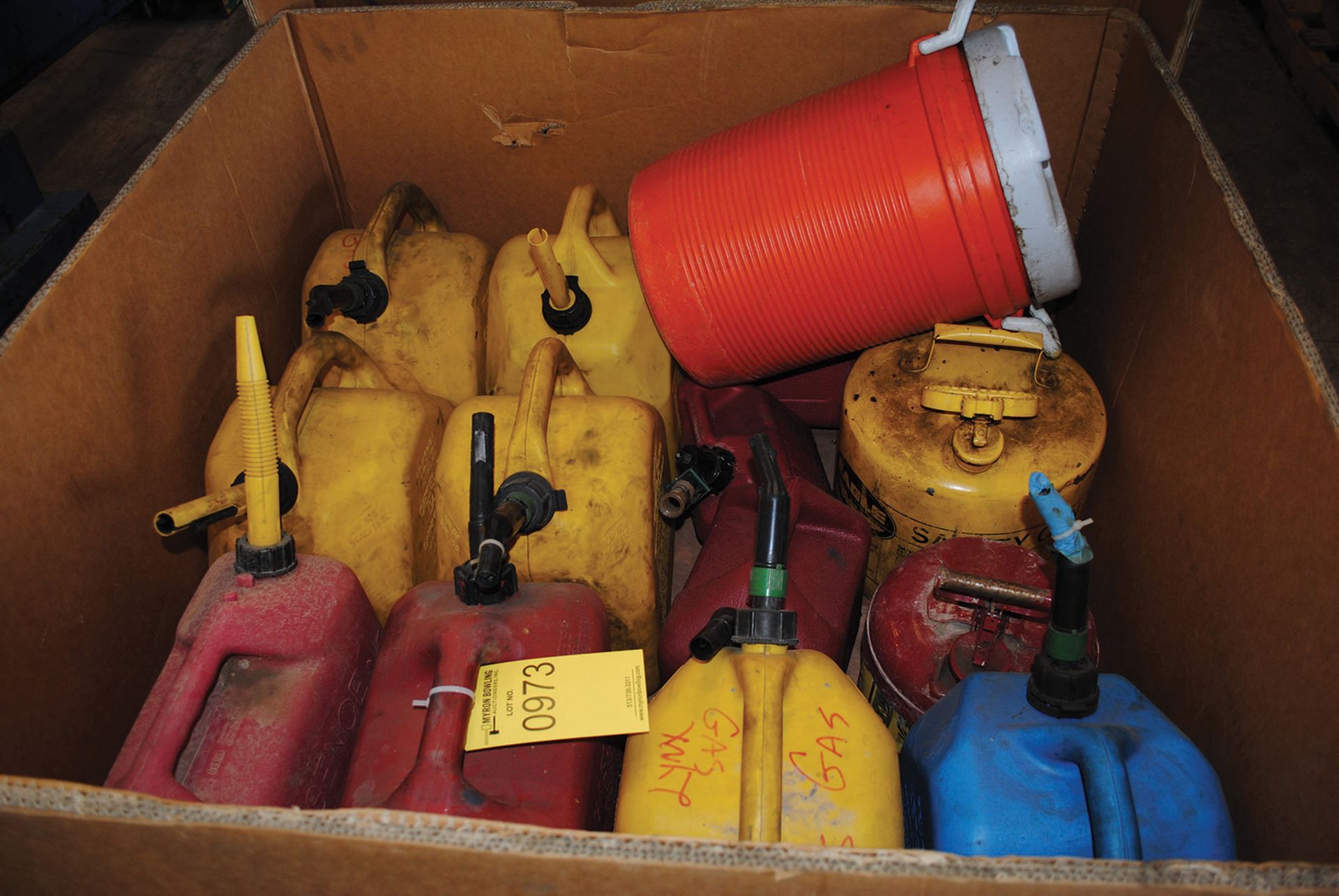 BOX OF ASSORTED GAS CANS