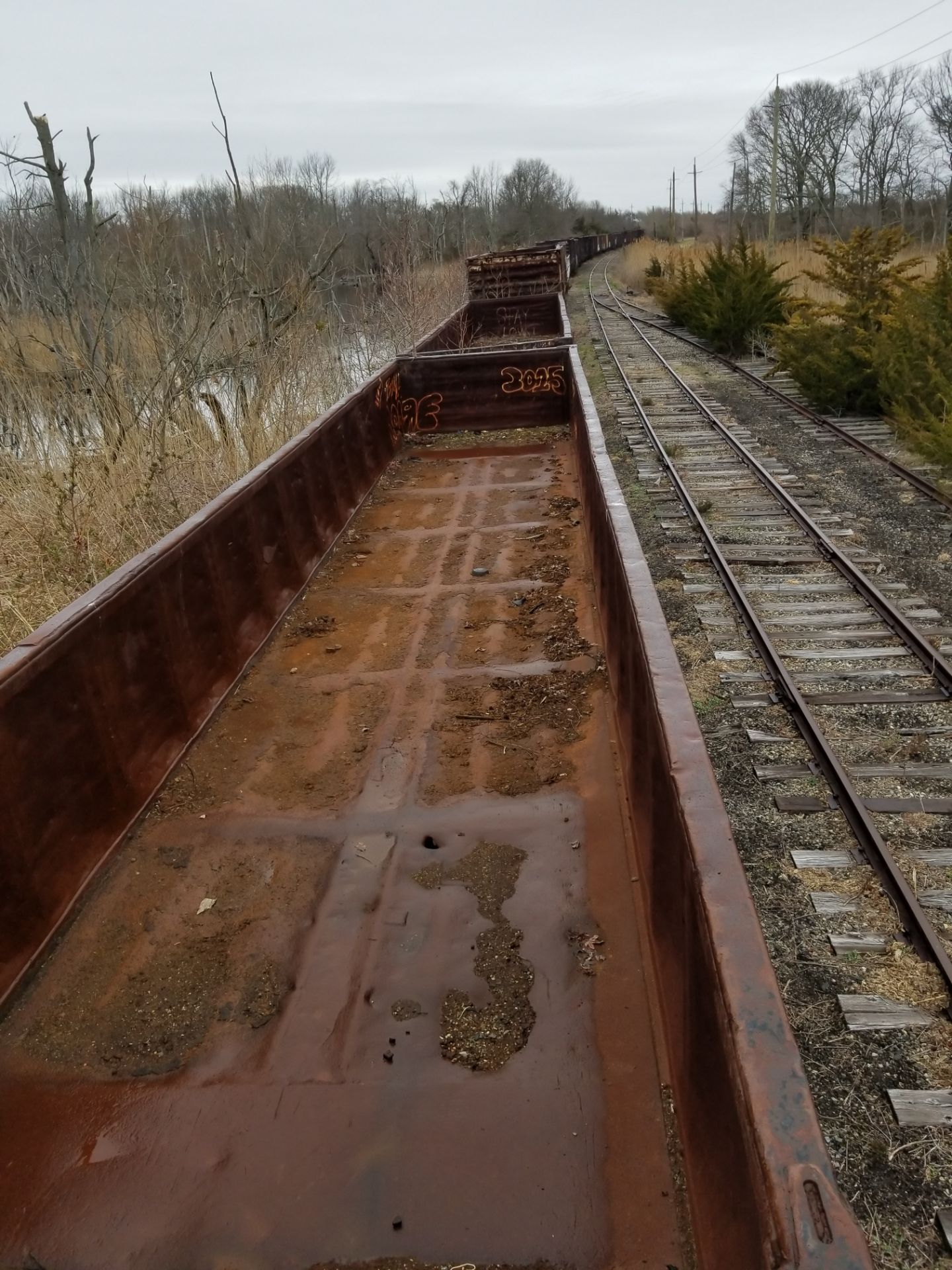 LOT 4 - (X 3) EQUIPPED LOW SIDED GONDOLA RAIL CARS (CAPE MAY, NJ) (4-1) SRXX 2014 EQUIPPED LOW-SIDED - Image 6 of 13