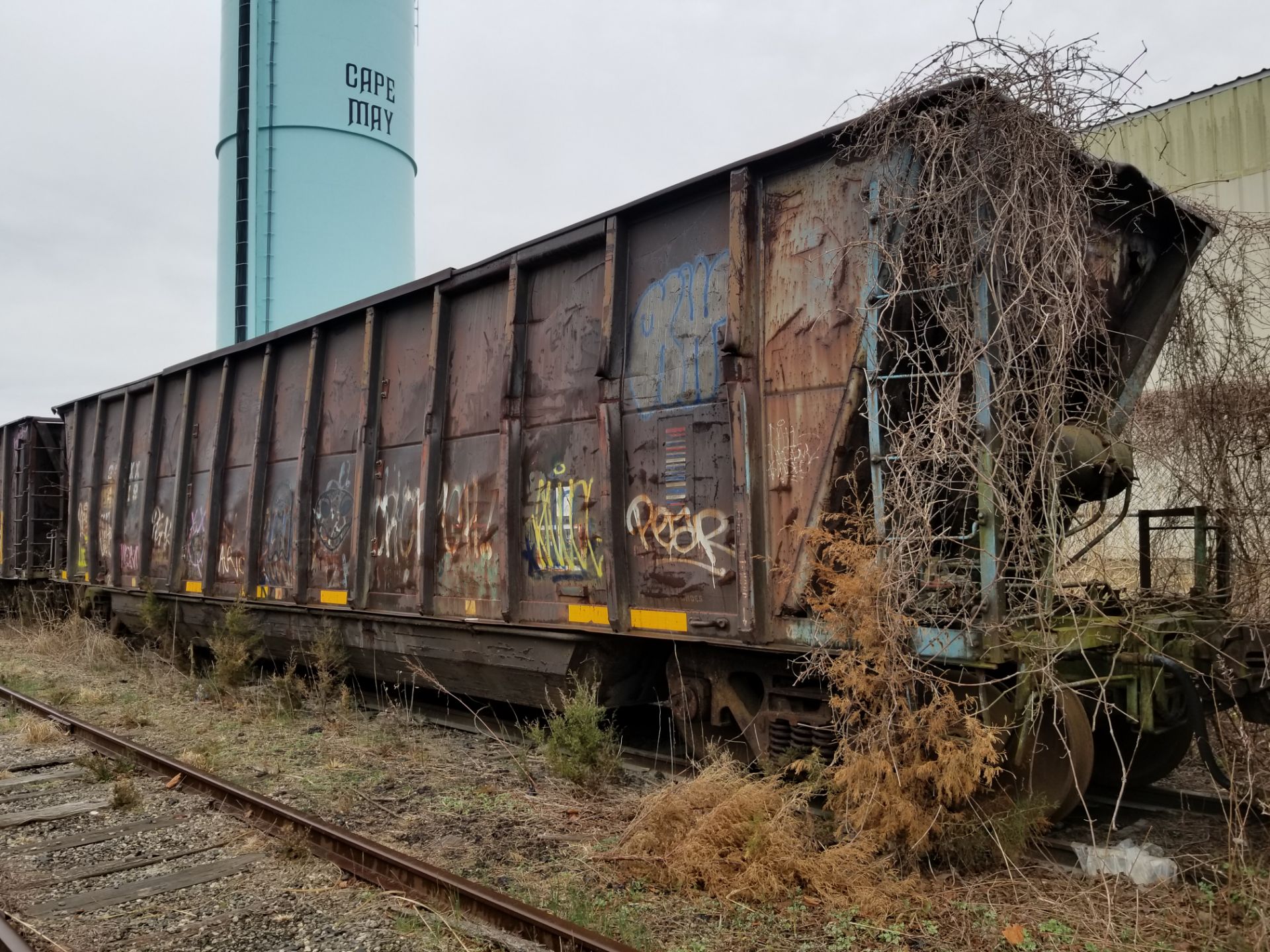 LOT 1 - (X4) BATH TUB BELLY GONDOLA RAIL CARS (CAPE MAY, NJ) (1-1) SRXX 4203 BATH TUB BELLY - Image 20 of 21