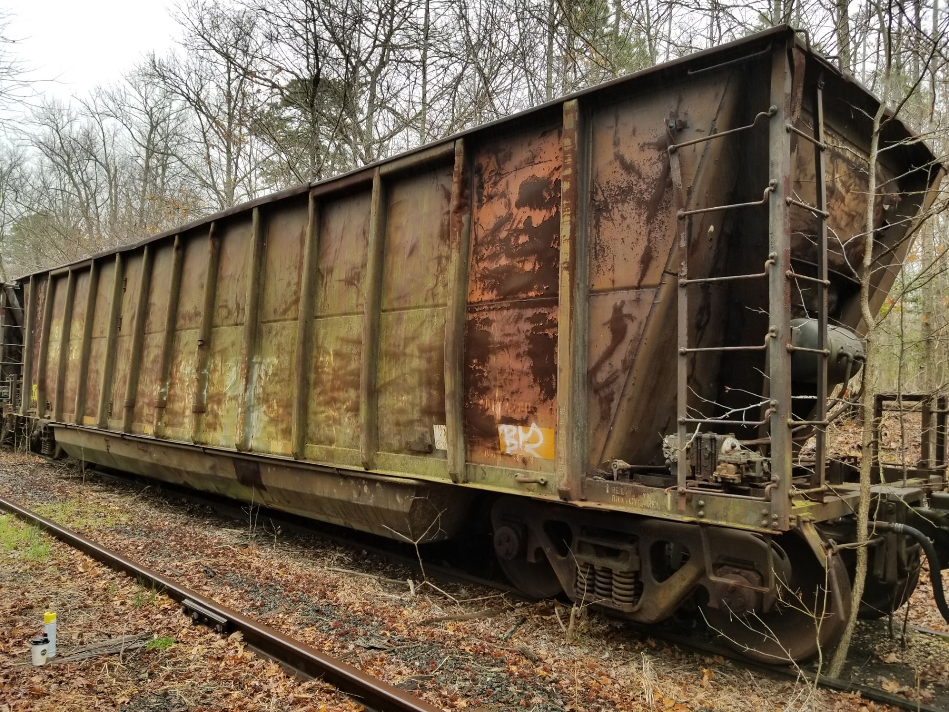 LOT 8- (X 3) BATH TUB BELLY GONDOLA RAIL CARS (DENNISVILLE, NJ) (8-1) SRXX 4216 EQUIPPED BATH TUB - Image 6 of 13