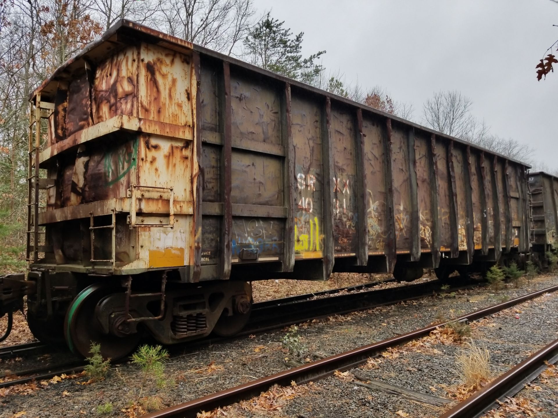 LOT 11 - (X 6) HIGH-SIDED GONDOLA RAIL CARS (DENNISVILLE, NJ) (11-1) 1984 SRXX 4130 HIGH-SIDED - Image 7 of 29