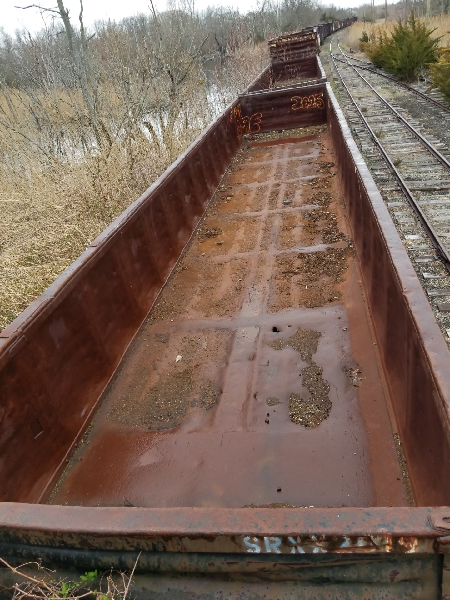 LOT 4 - (X 3) EQUIPPED LOW SIDED GONDOLA RAIL CARS (CAPE MAY, NJ) (4-1) SRXX 2014 EQUIPPED LOW-SIDED - Image 5 of 13