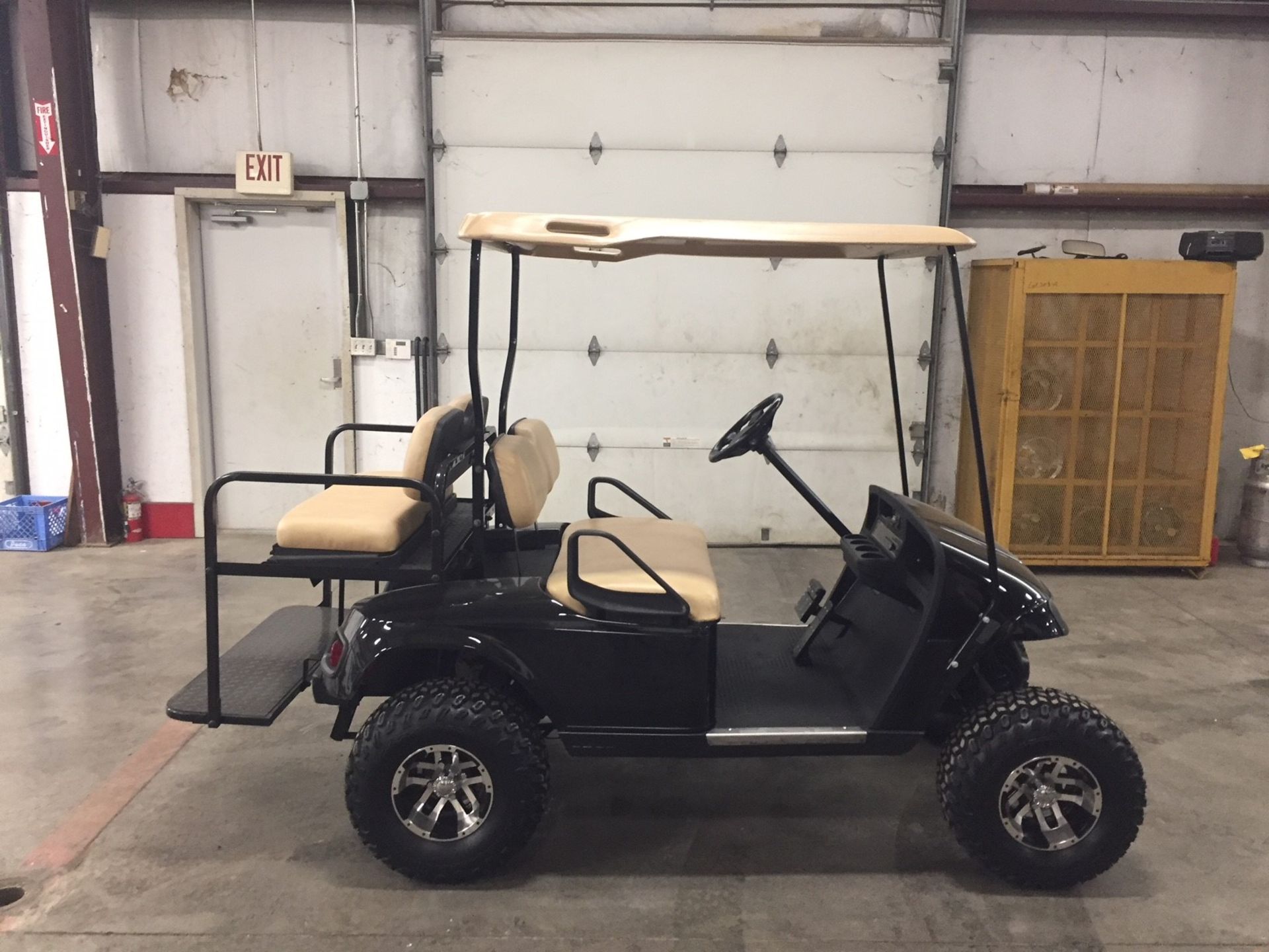 2010 EZGO PDS ELECTRIC GOLF CART, WITH 36 VOLT CHARGER, 4-PASSENGER FOLD DOWN SEAT, LIFT KIT, - Image 3 of 5