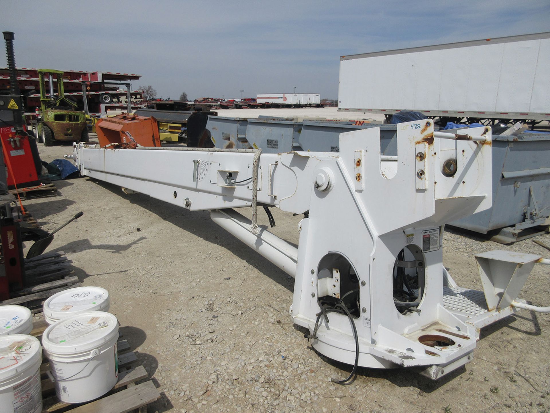 ALTEC 30'L (RETRACTED) CRANE BOOM ATTACHMENT