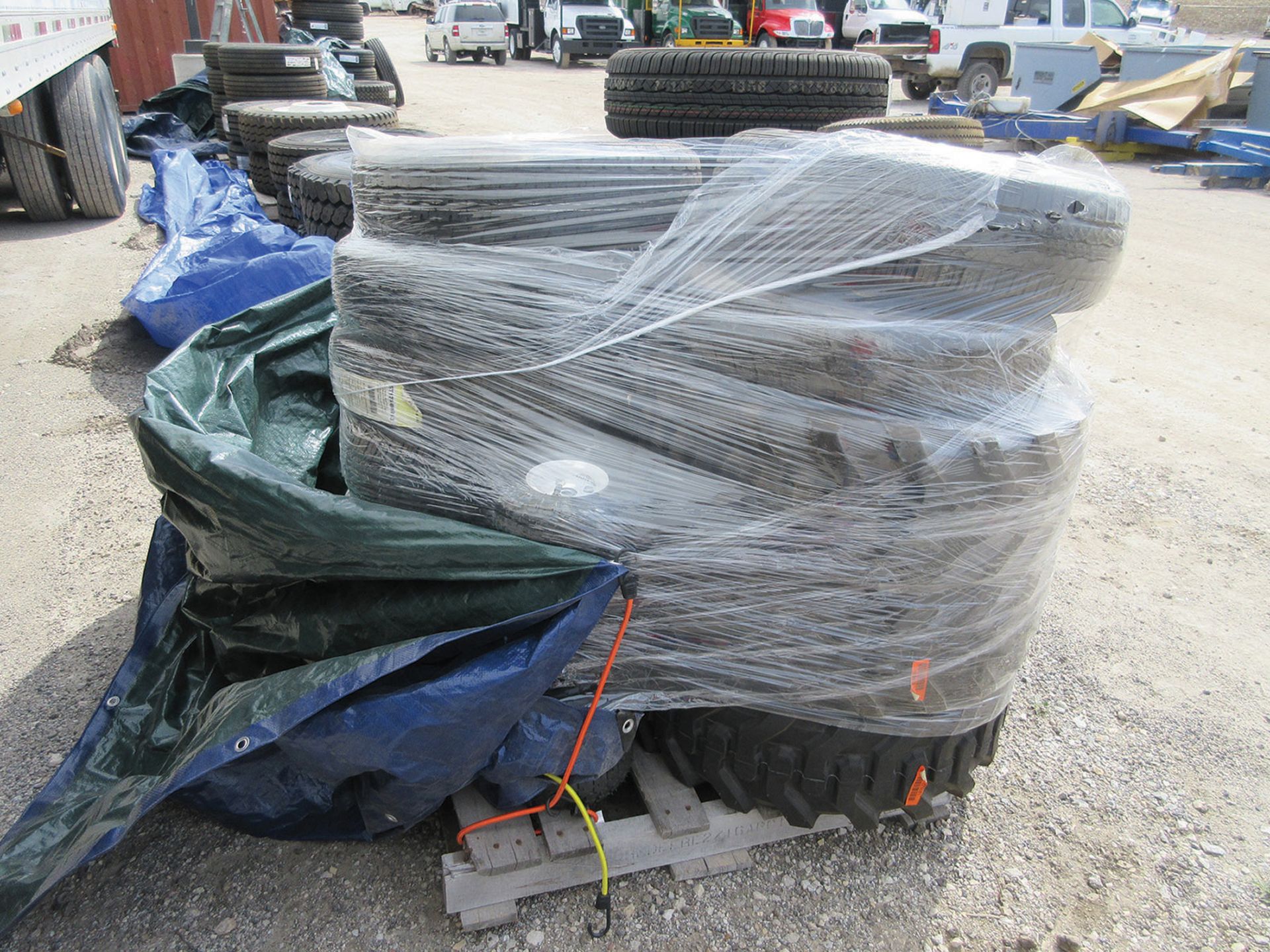 PALLET OF (25) ASSORTED NEW TIRES; P175/70R13, P175/65R14, P175/80R13, EQUIPMENT TIRES - Image 2 of 2