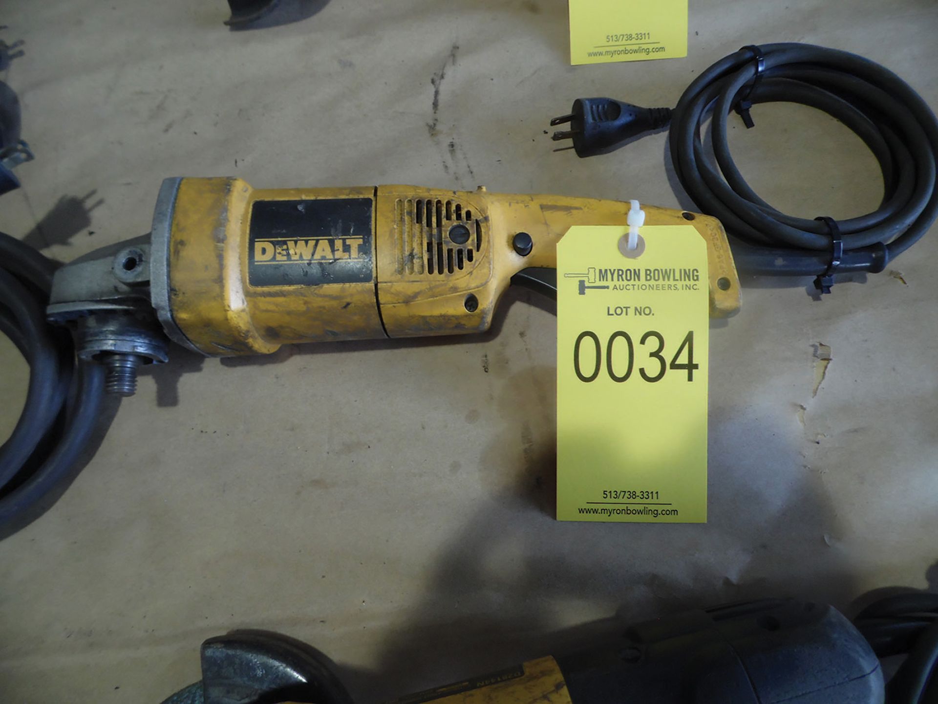 DEWALT 7'' ANGLE GRINDER