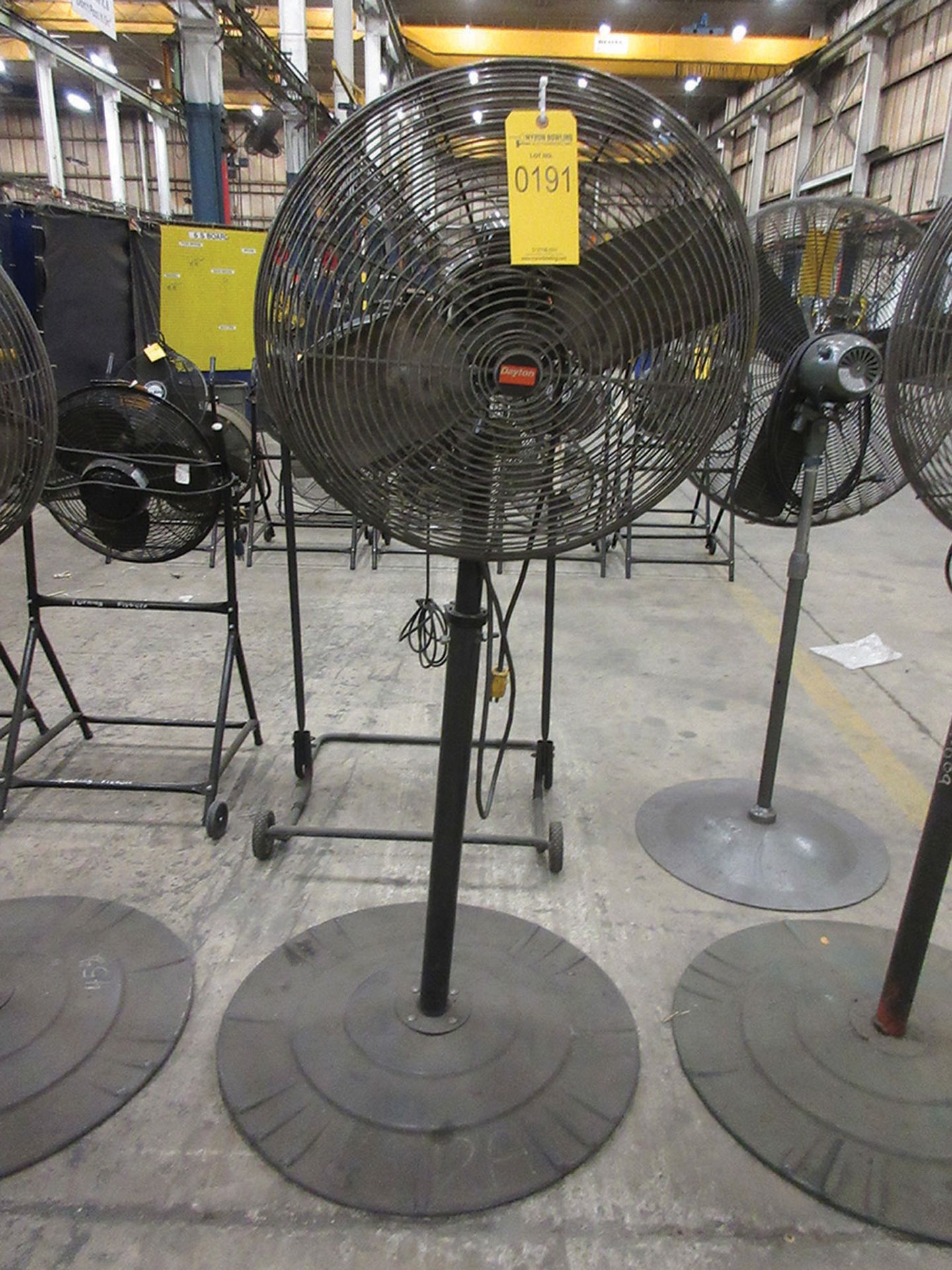 DAYTON 24'' SHOP FAN