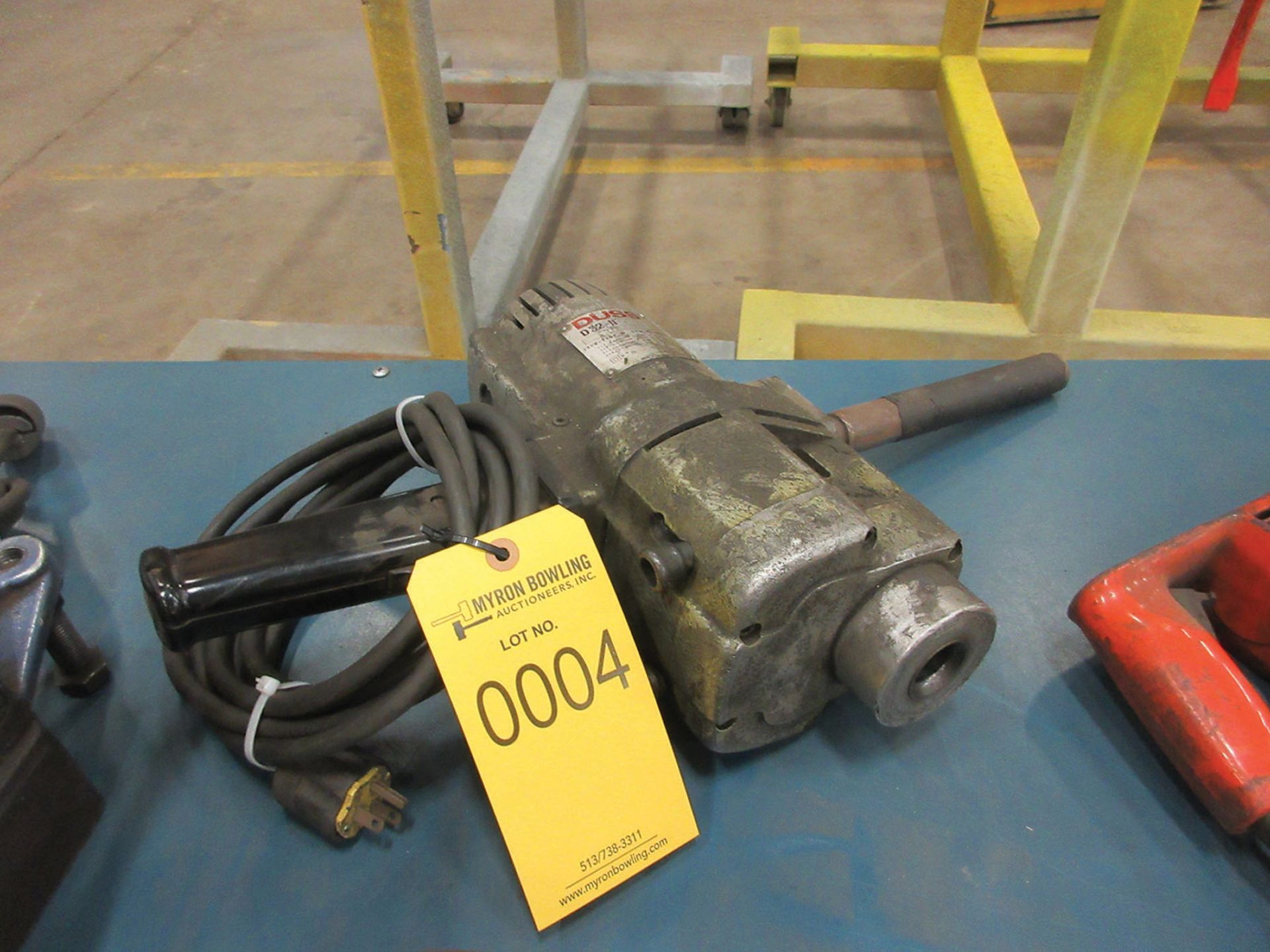 DUSS D32-11 ROTARY DRILL