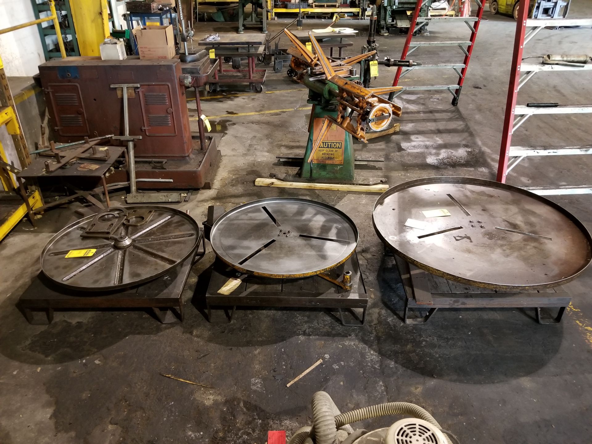 (3) NON-MOTORIZED FLOOR TYPE UNCOILER REEL STANDS - Image 2 of 2