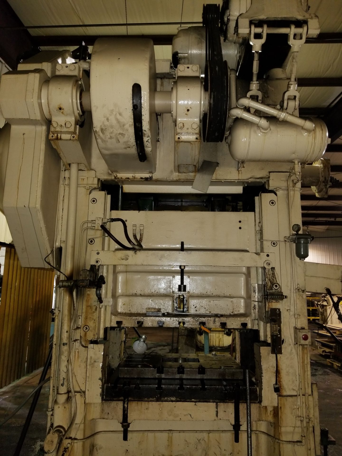 200-TON BLISS STRAIGHT SIDE PRESS, NEW 1966, S/N H56164/HP44032, MODEL HP2-200 FOR TO - 36, 4'' - Image 7 of 8