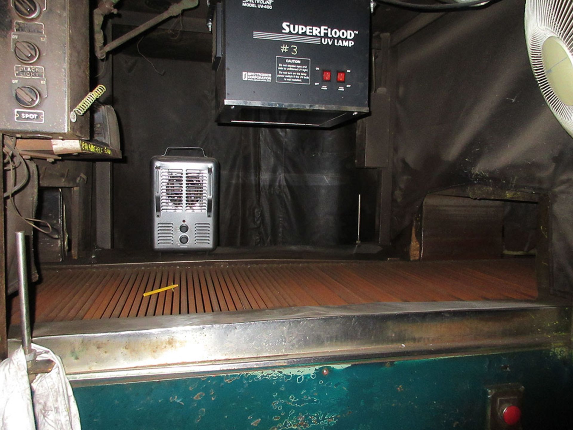 MAGNAFLUX MODEL X-3712 FLUORESCENT PENETRANT INSPECTION SYSTEM; 3,700 AMP OUTPUT WITH MODEL X-371222 - Image 3 of 3