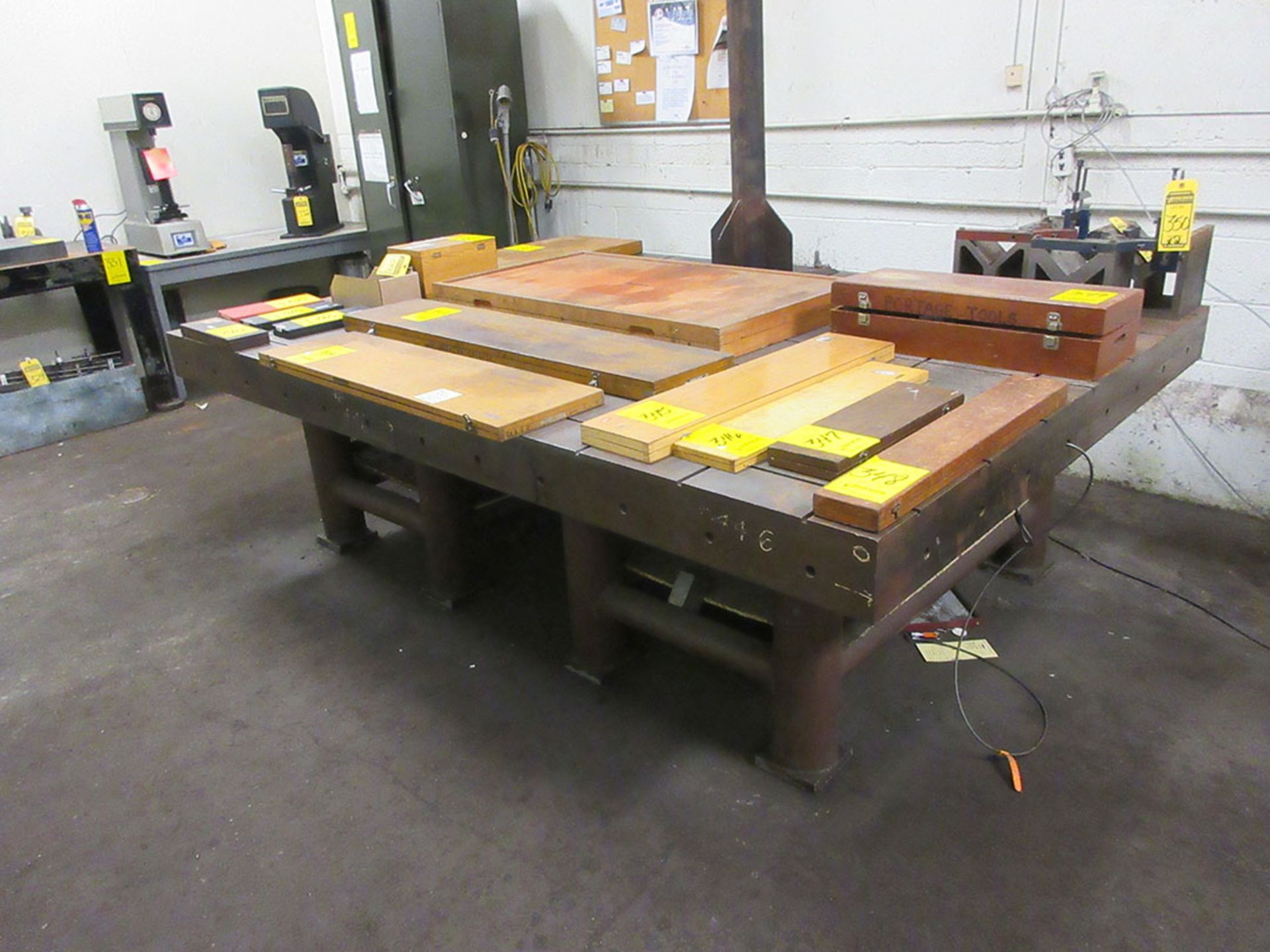 70'' X 100'' X 6'' CAST IRON LAYOUT TABLE & JIB ARM