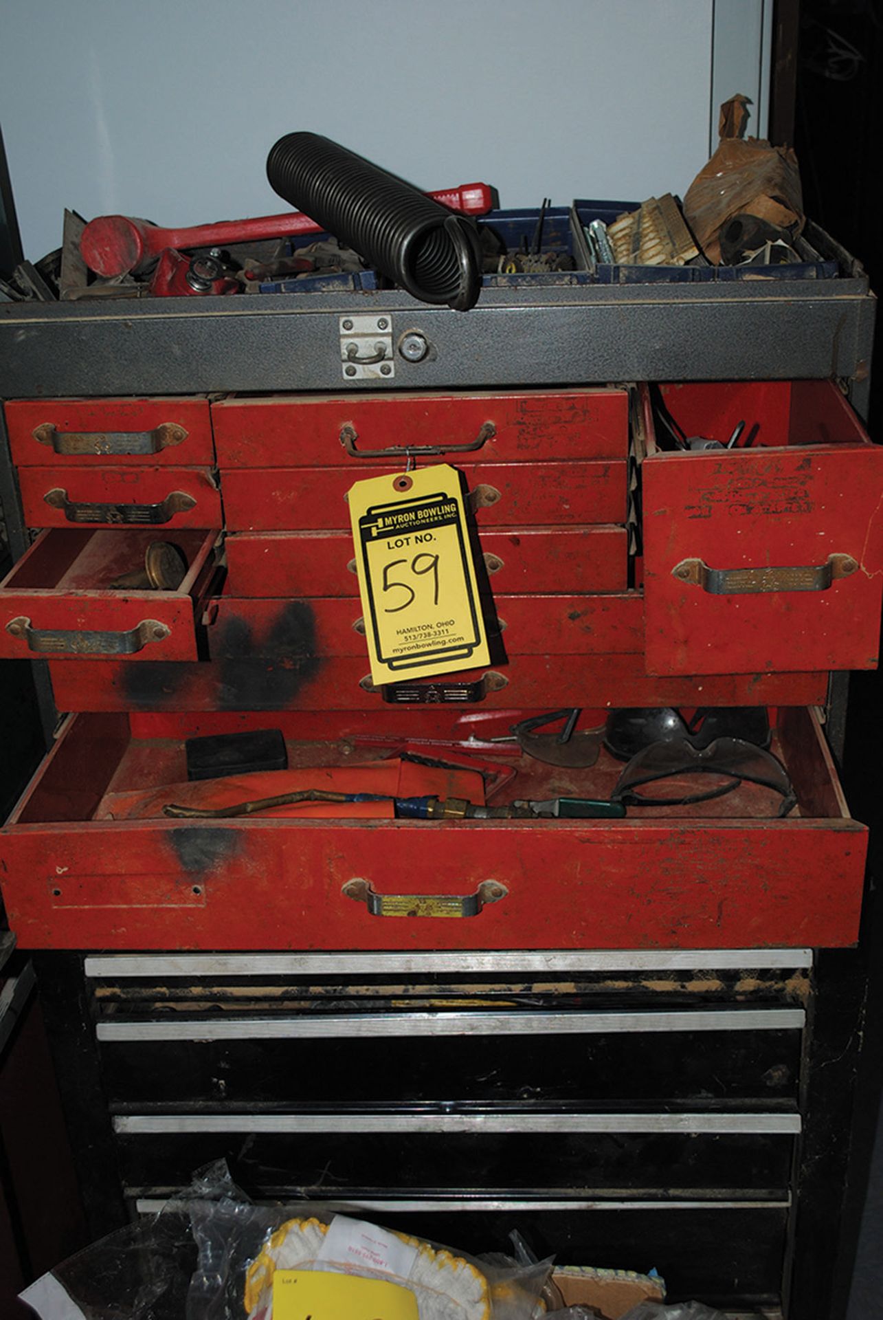 CRAFTSMAN ROLLING TOOLBOX WITH CONTENTS