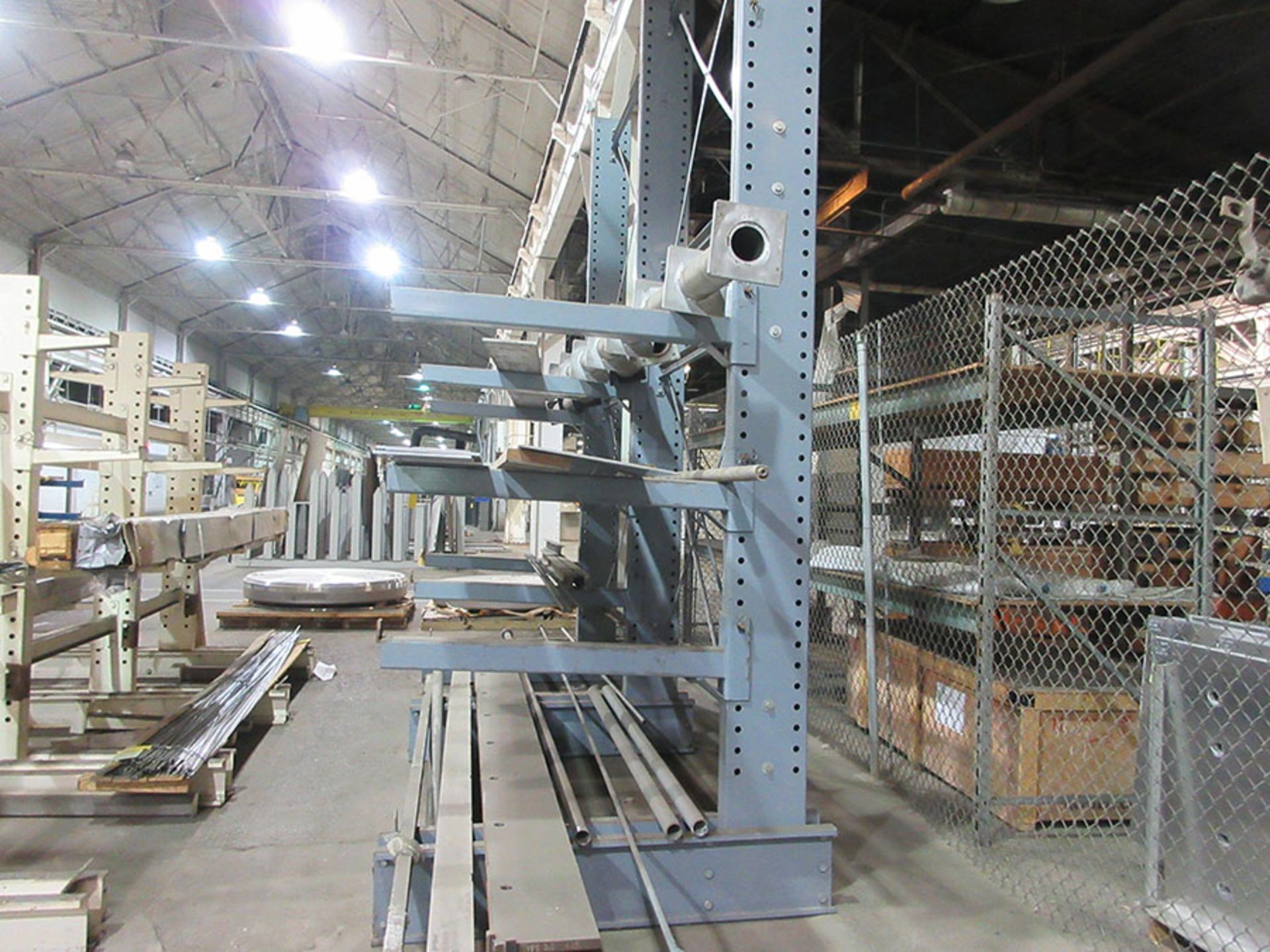 CANTILEVER RACK WITH ADJUSTABLE ARMS; 15'H