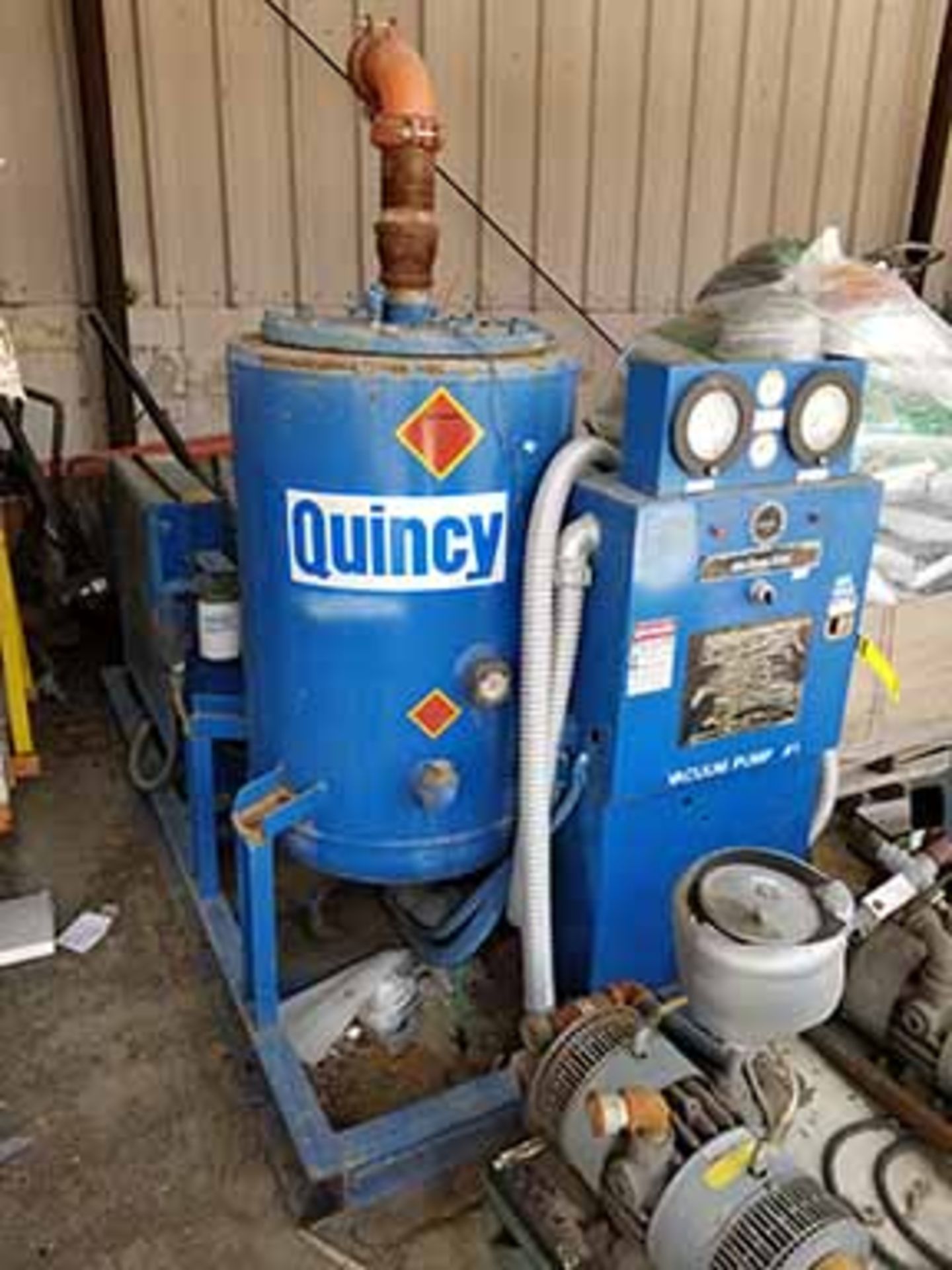 QUINCY VACUUM PUMP, 40-HP, 1,8262 HRS, SOLID STATE AUTO DEMAND CONTROL (UNKNOWN CONDITION) - Image 3 of 7