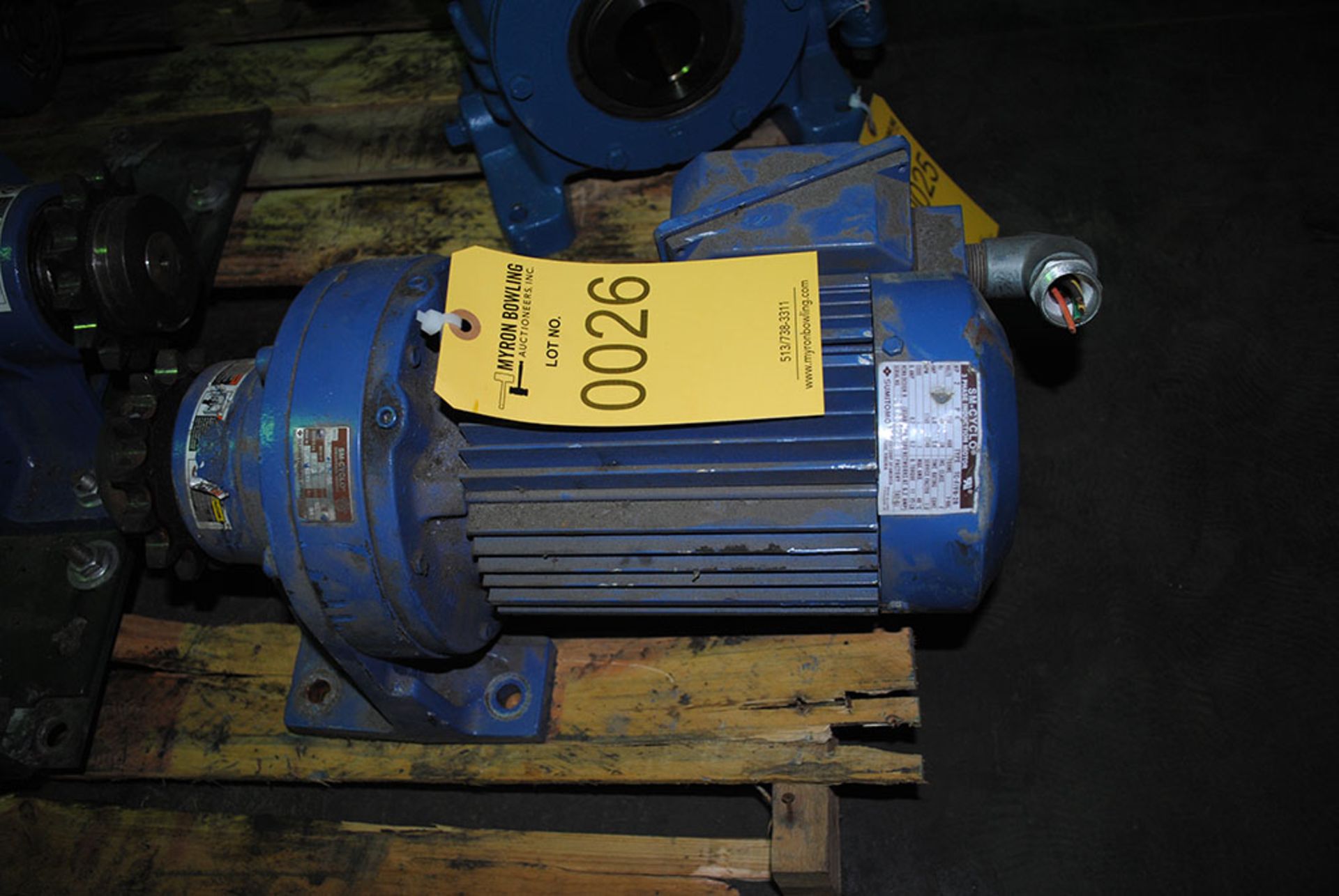 SM CYCLO 3-PHASE INDUCTION MOTOR; 2-HP, TYPE TC-F/FB-2B, 230/460 VOLTS, 60-HZ