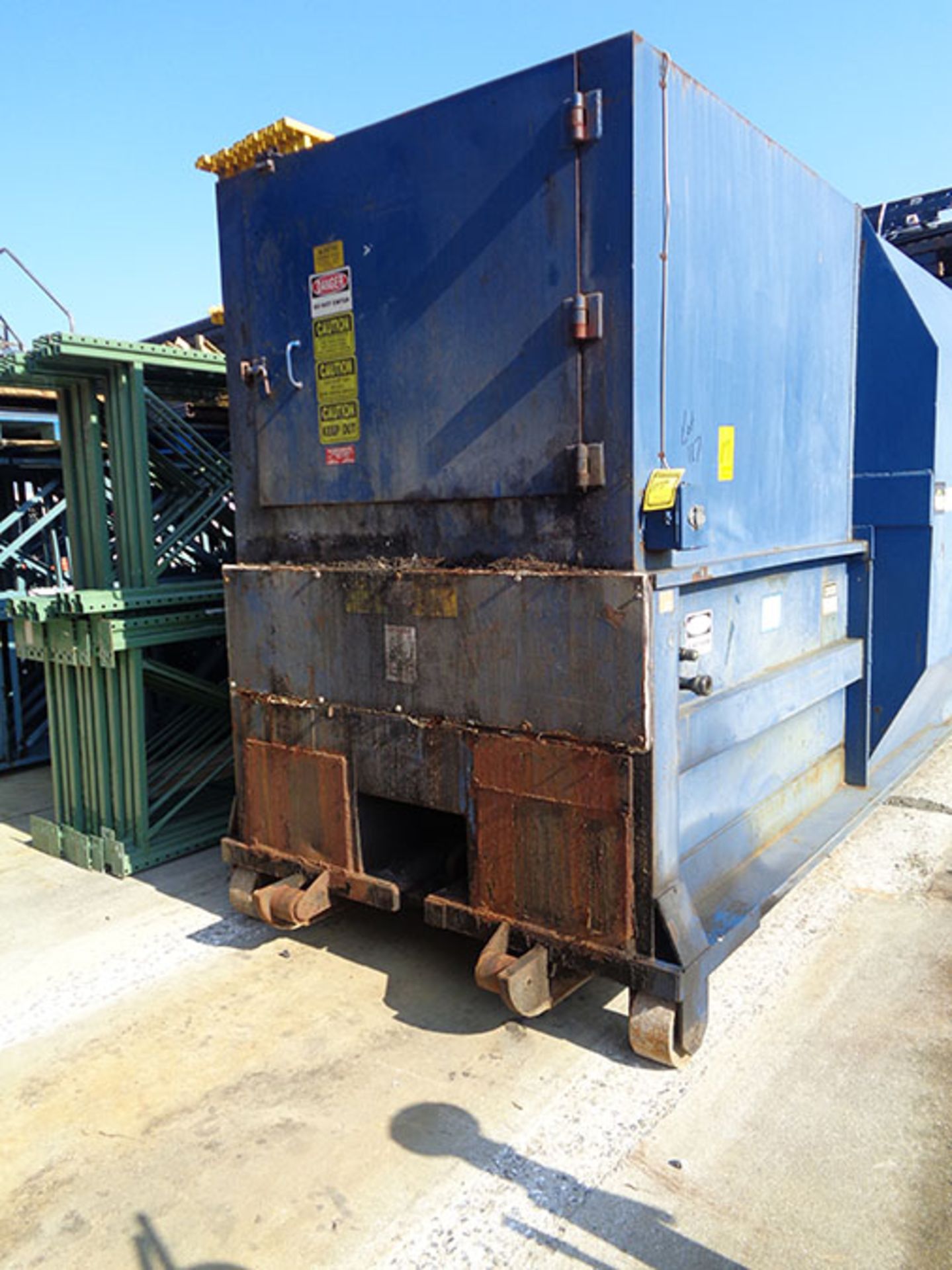 PHILADELPHIA TRAMRAIL TRASH COMPACTOR WITH BOX; S/N 017212 - Image 2 of 2