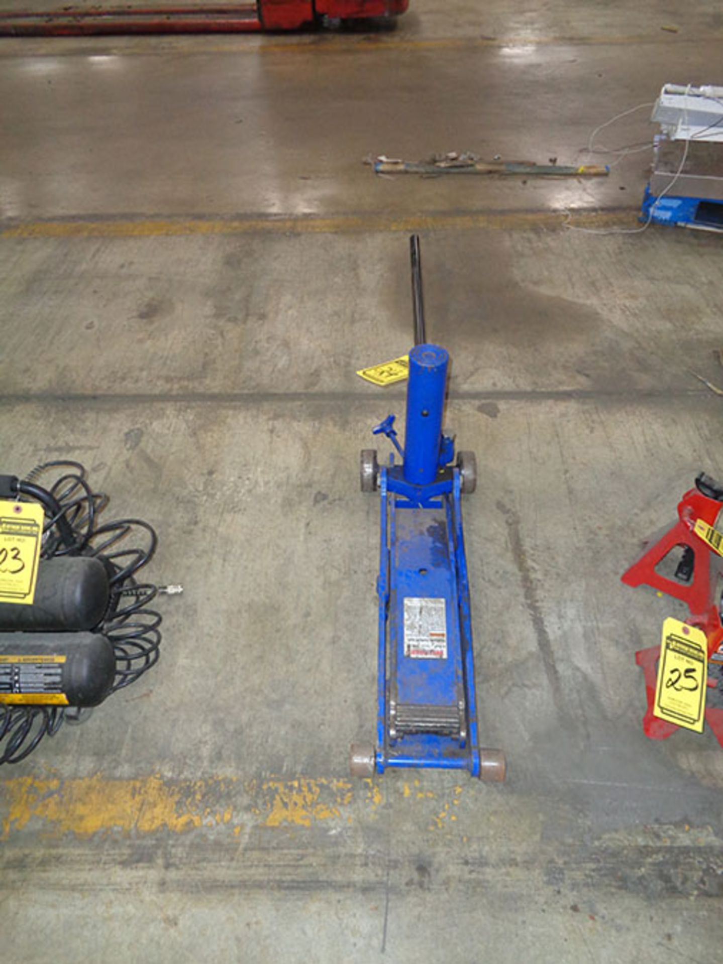 WEST WARD 4-TON HYDRAULIC FORKLIFT JACK