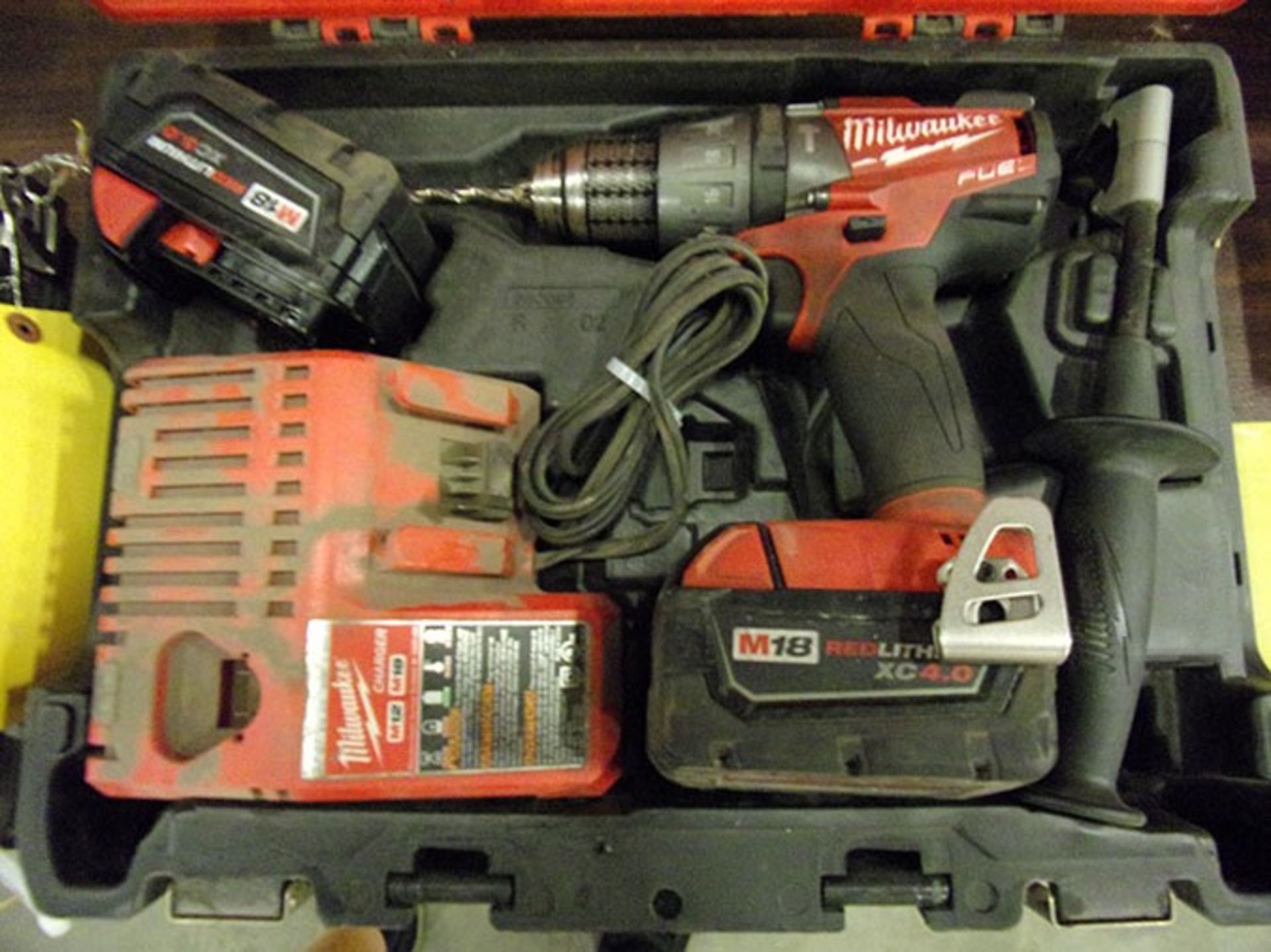 MILWAUKEE CORDLESS 1/2'' DRILL WITH CHARGER