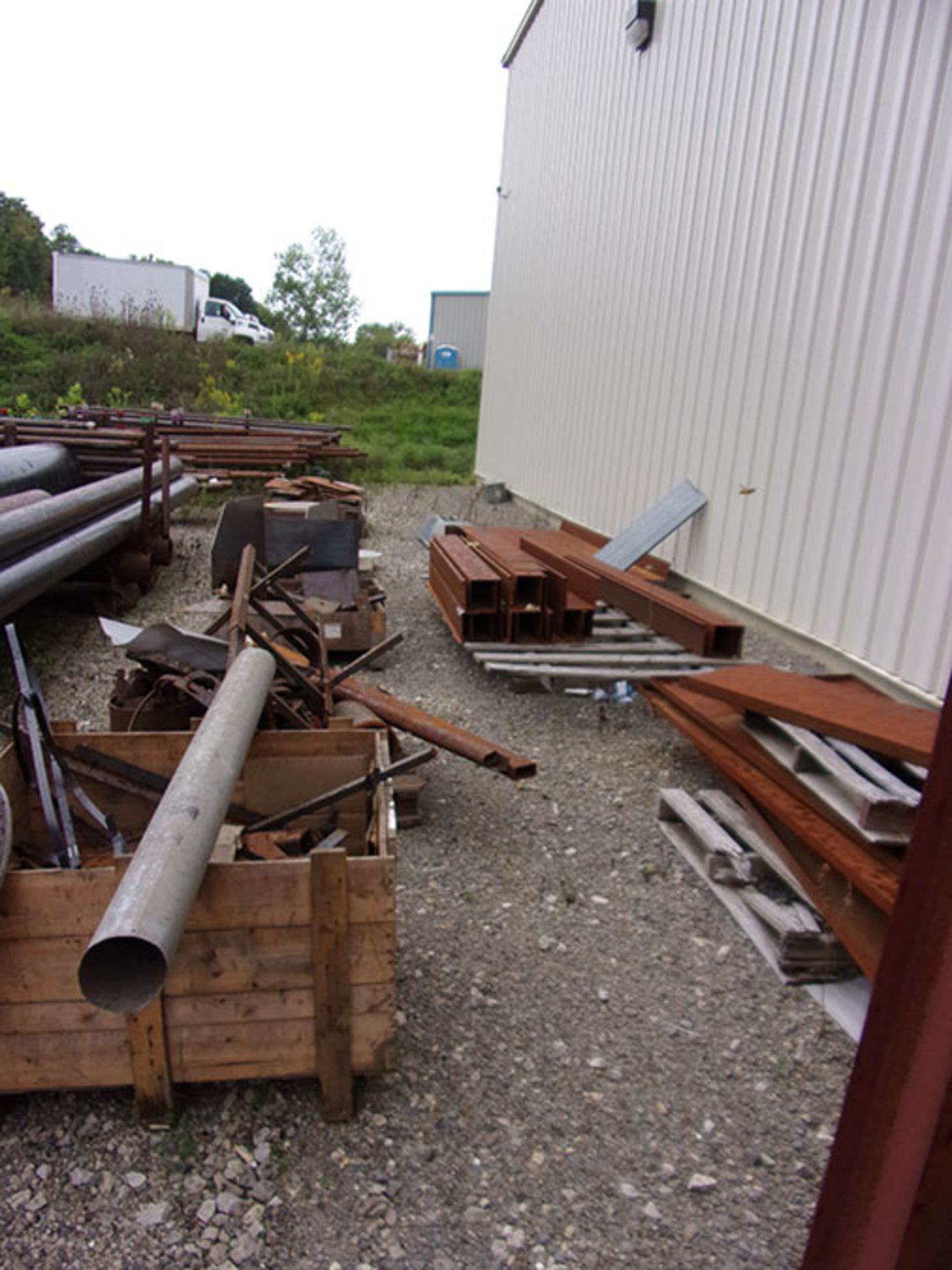 LOT OF CUT-OFF STEEL PLATE & CHANNEL