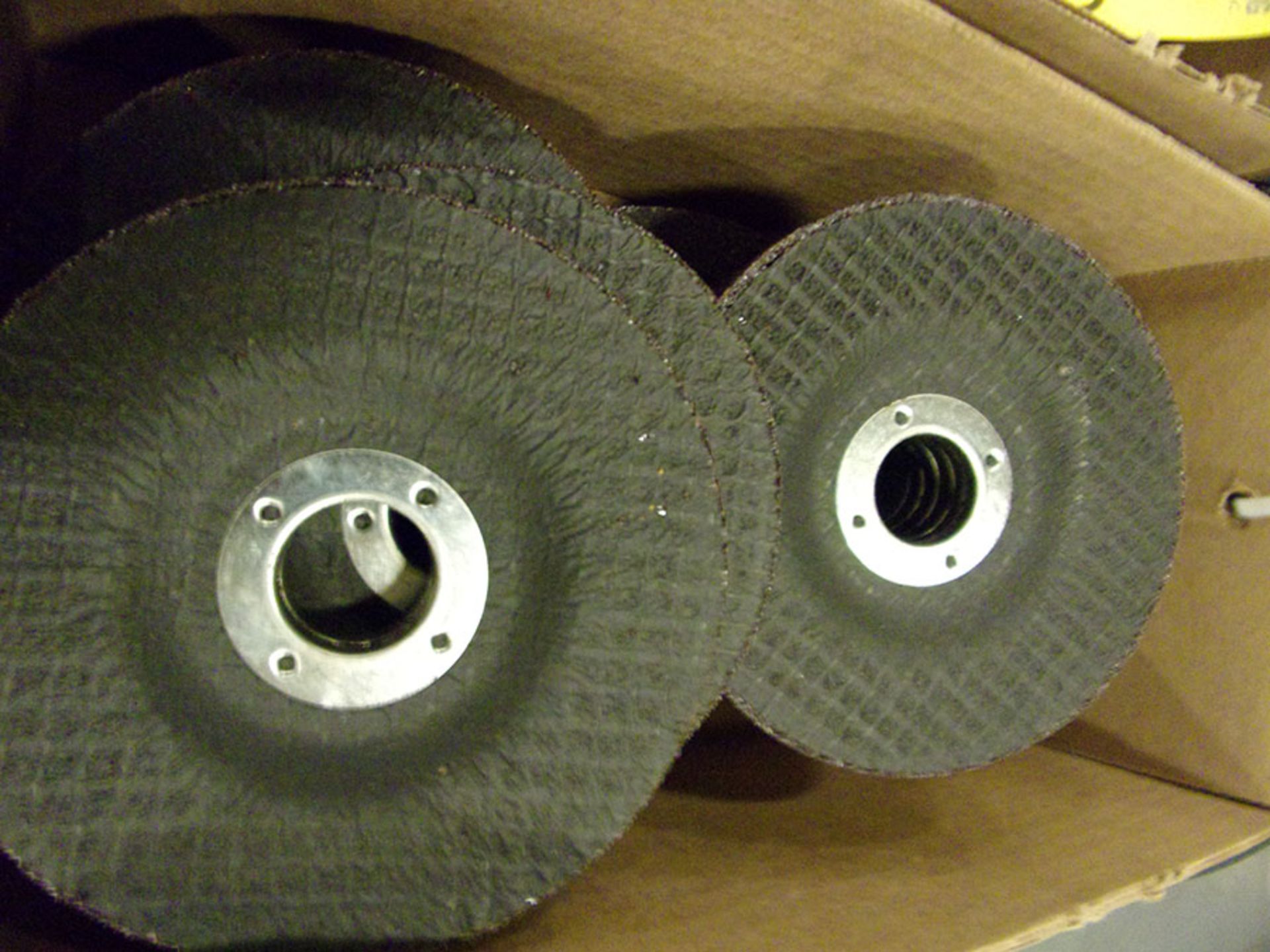 LOT OF 4 1/2'' X 1/4'' X 7/8'' GRINDING DISC