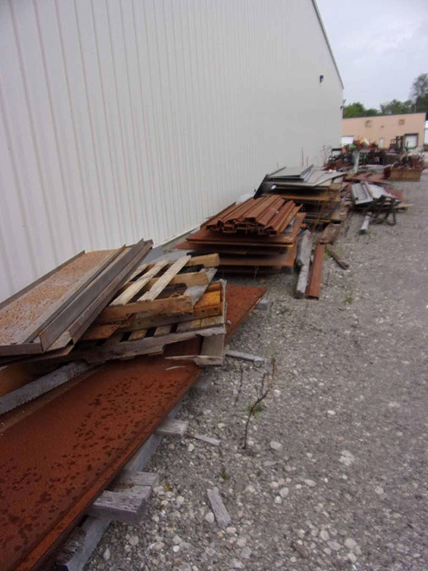 LOT OF CUT-OFF STEEL PLATE & CHANNEL - Image 2 of 3