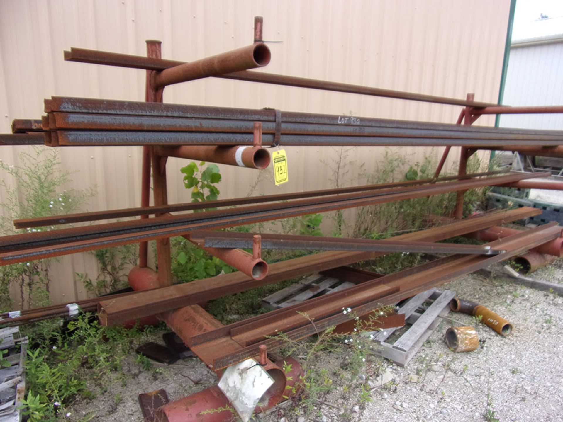 LOT OF CHANNEL STEEL WITH RACK