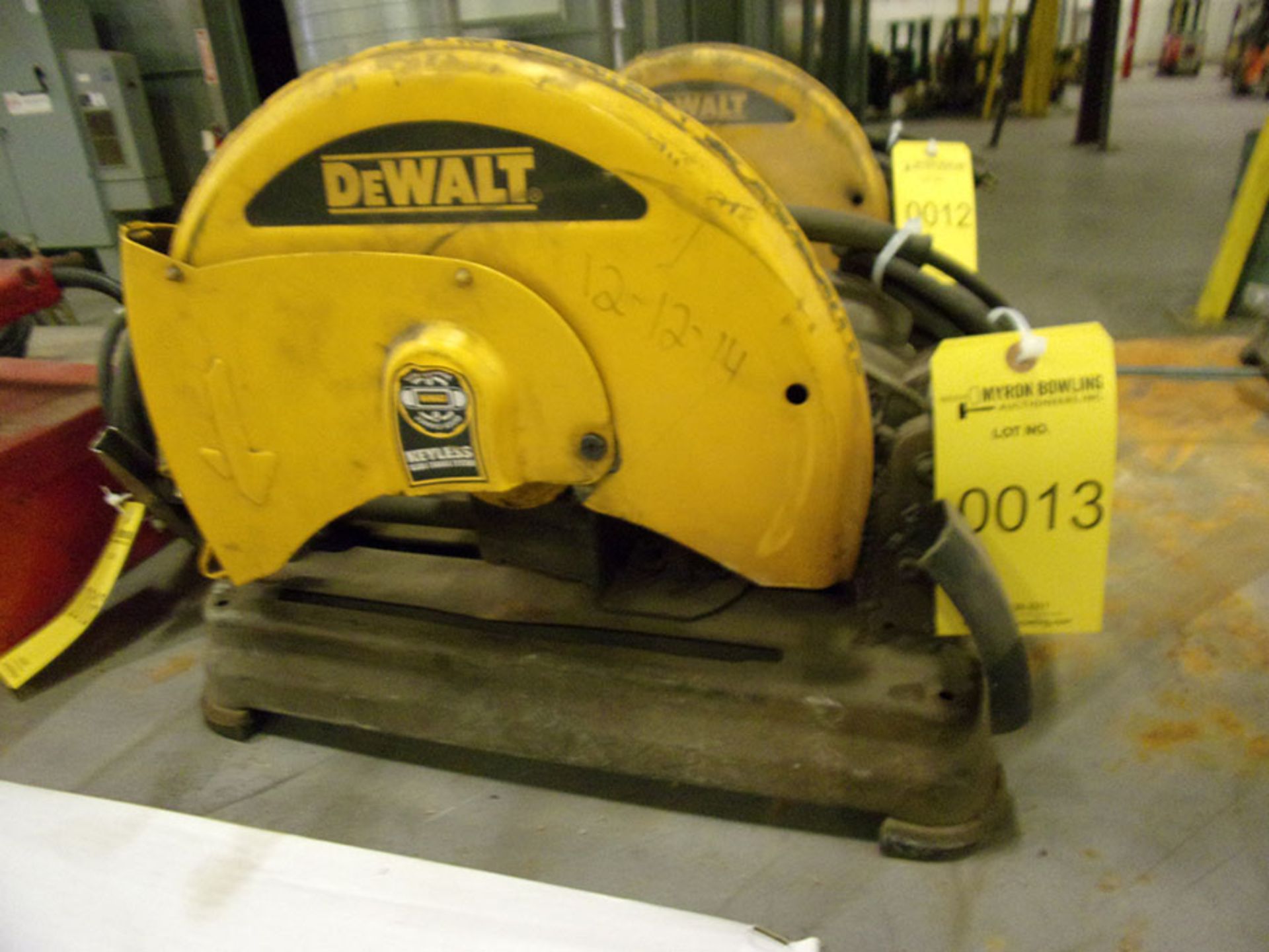 DEWALT 14'' CHOP SAW; S/N 281584