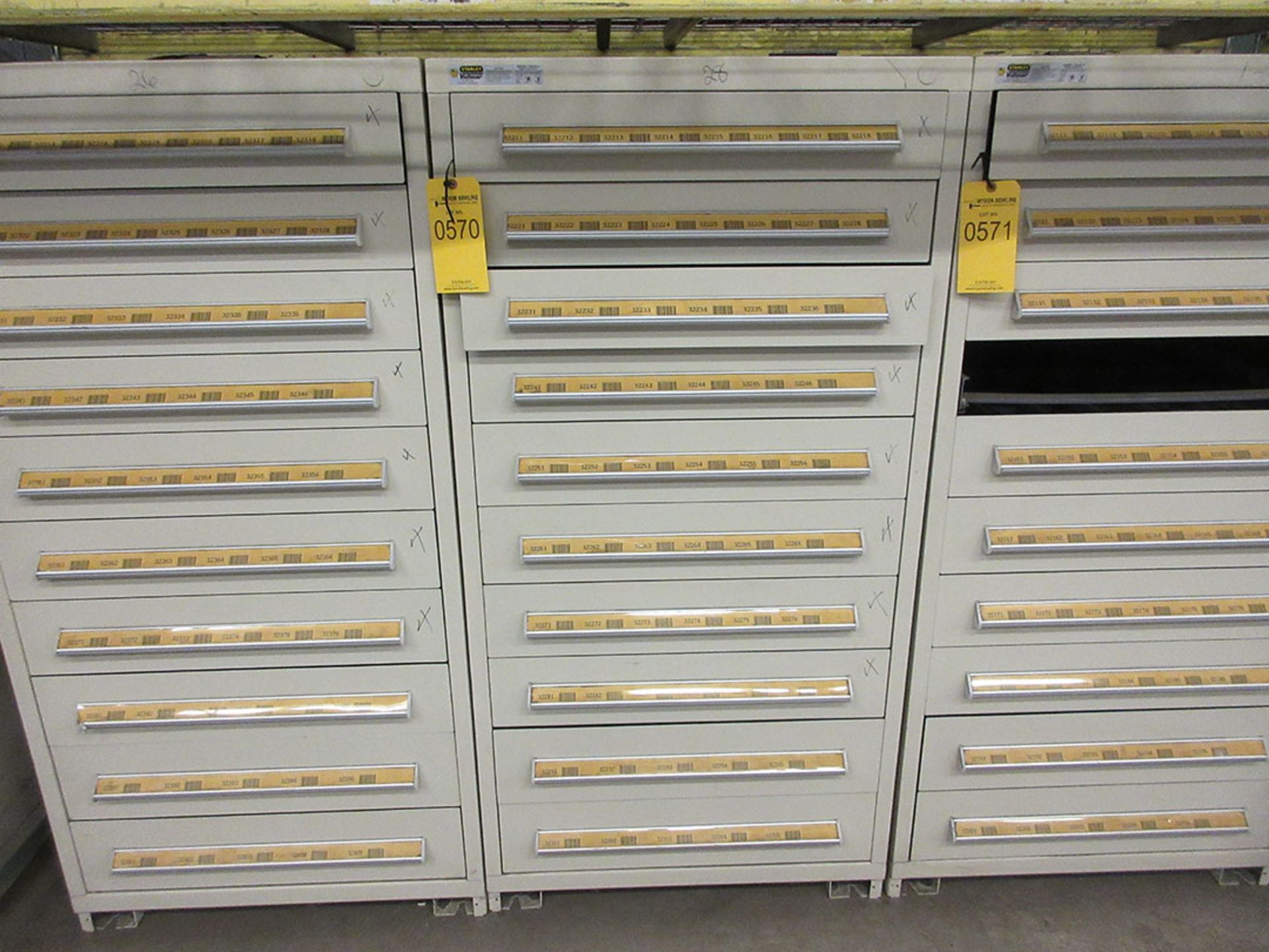 STANLEY VIDMAR 10-DRAWER TOOL CABINET