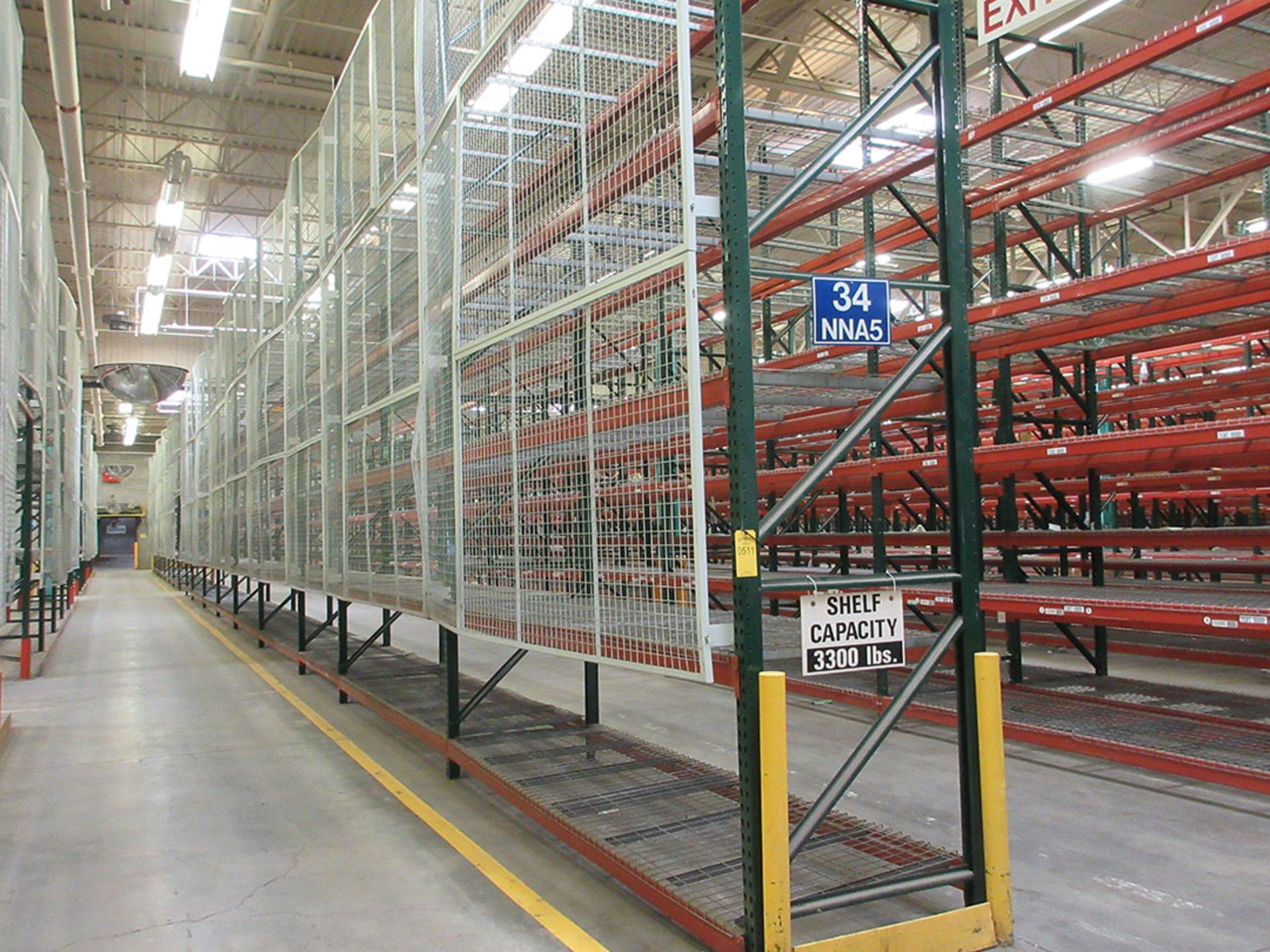 (17) SECTIONS OF TEARDROP STYLE PALLET RACK; (18) 20' UPRIGHTS, (134) 12' X 4'' CROSSBEAMS, (30) - Image 2 of 2
