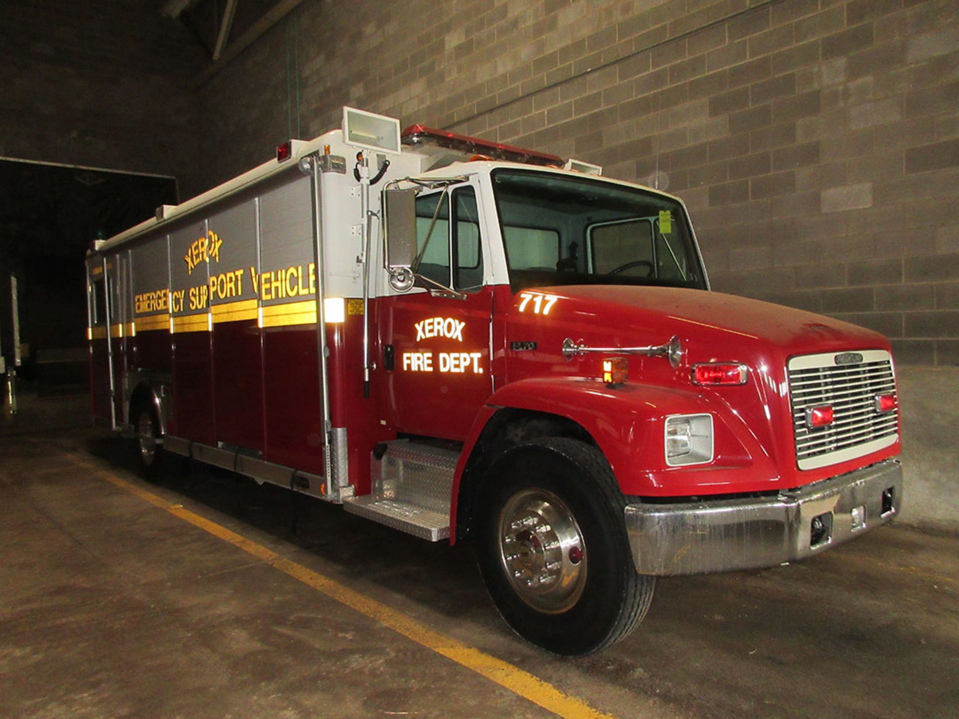 1994 FREIGHTLINER FL70 WITH HACKNEY & SONS EMERGENCY SUPPORT VEHICLE PACKAGE; 7,197 MILES, TOUCH