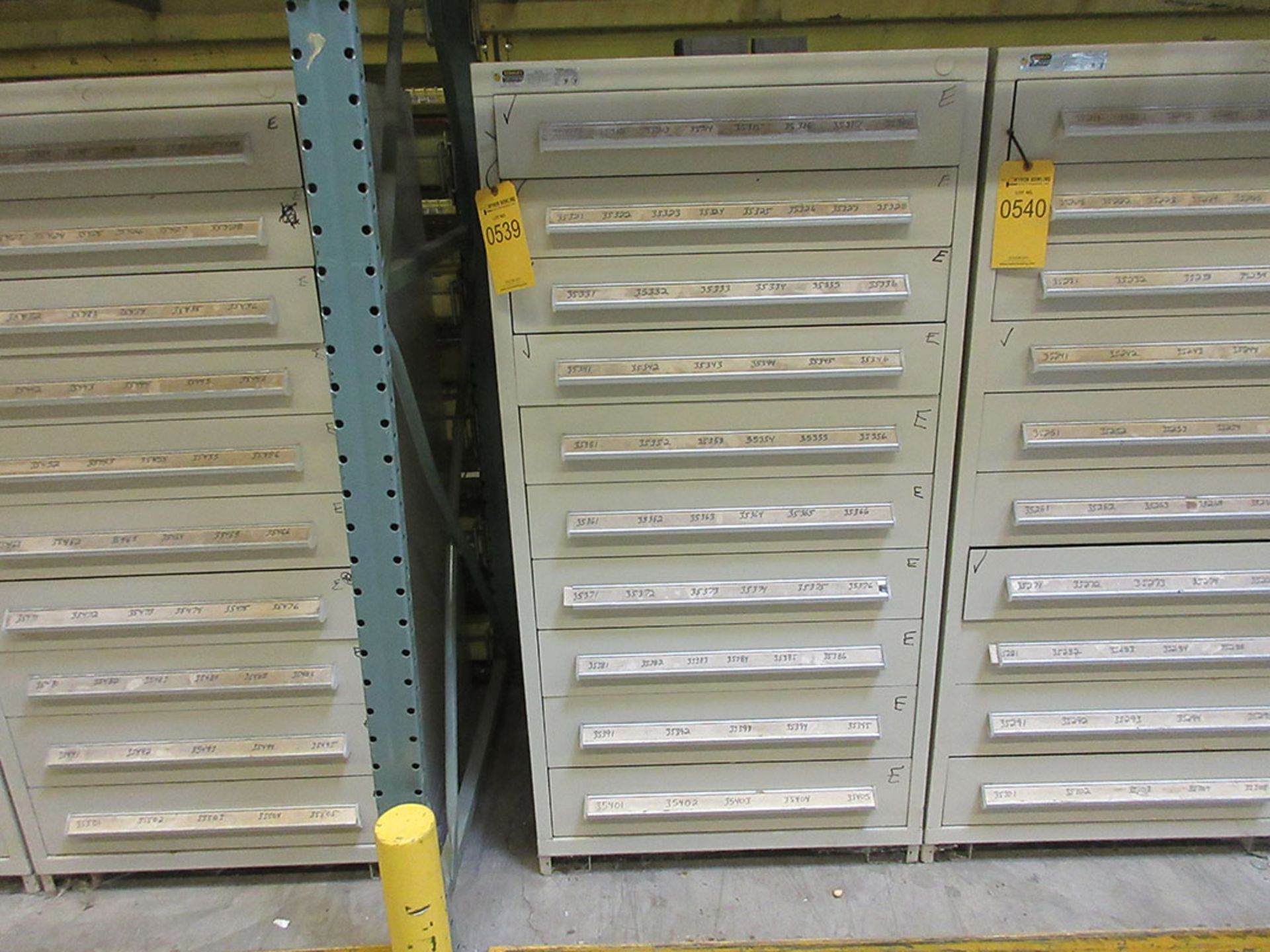 STANLEY VIDMAR 10-DRAWER TOOL CABINET