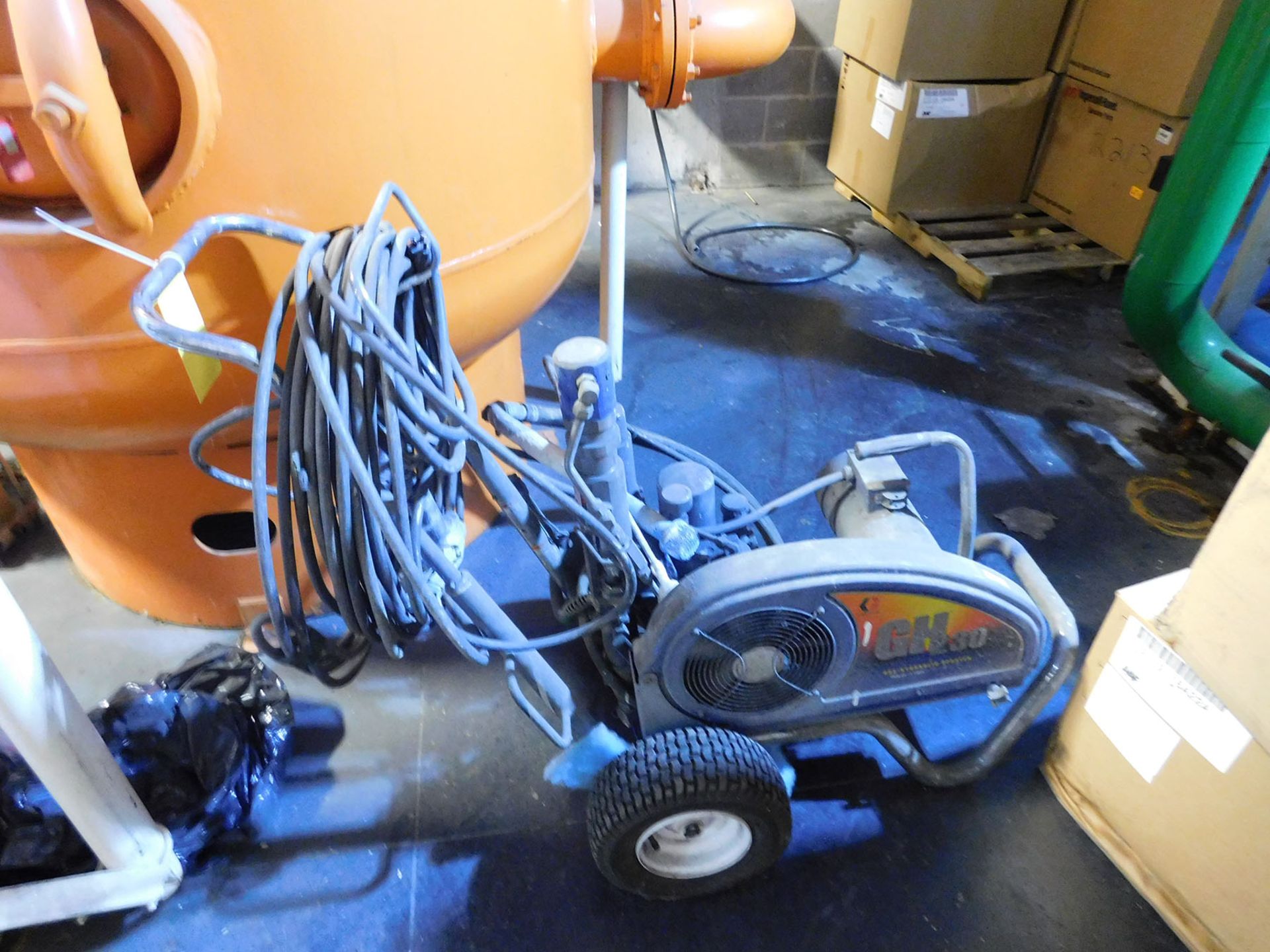 GRACO GH230 GAS HYDRAULIC PAINT SPRAYER