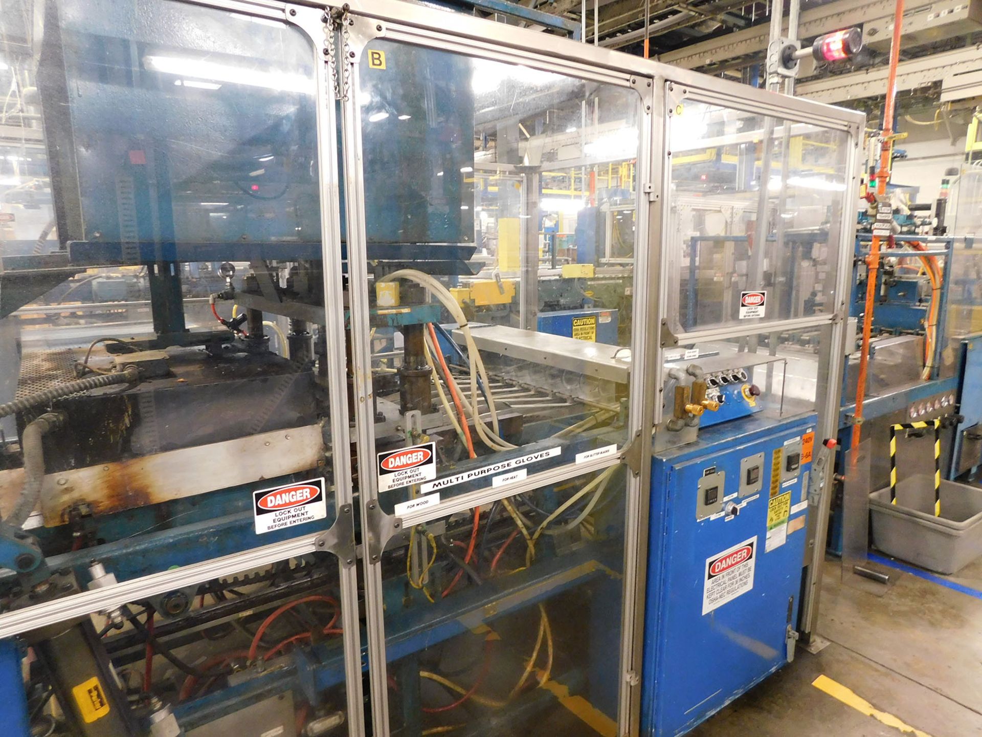 AA DURACELL BLISTER PACK LINE WITH FOLD OVER CASE PACKER, MOTORIZED ROLLER CONVEYOR AND ELEVATOR - Image 2 of 4