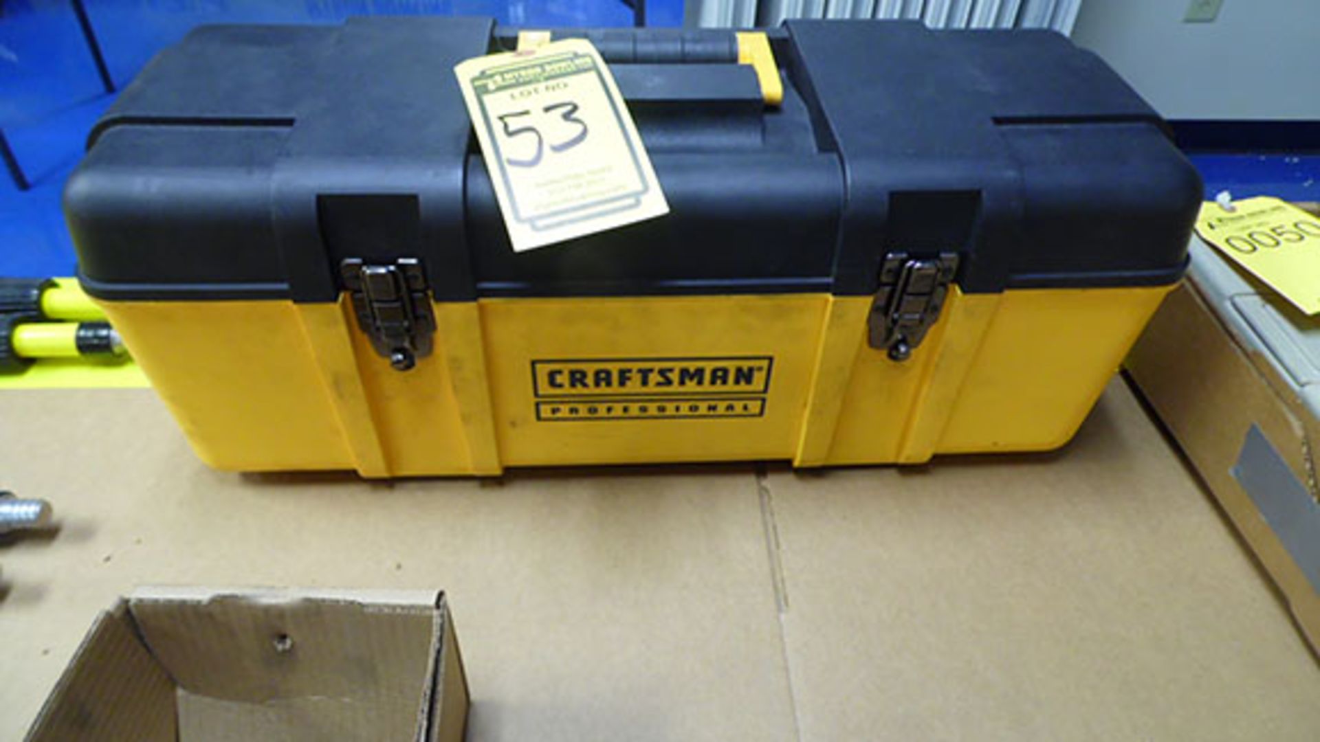 CRAFTSMAN TOOL BOX