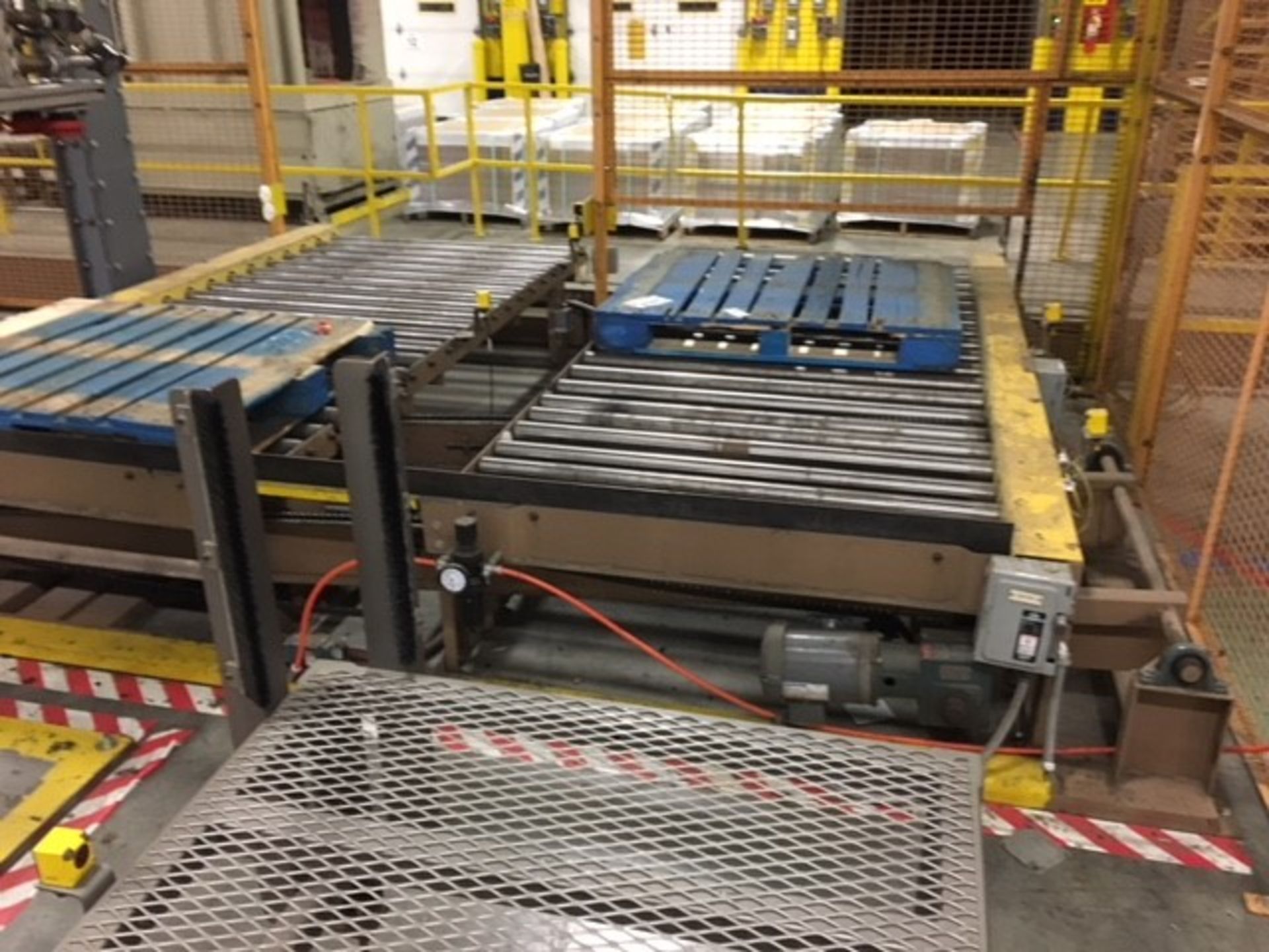 248'' X 224'' WORK CELL CAGE WITH (2) 51'' X 118'' POWER CONVEYORS & FUNUC M410T ROBOT - Image 2 of 2