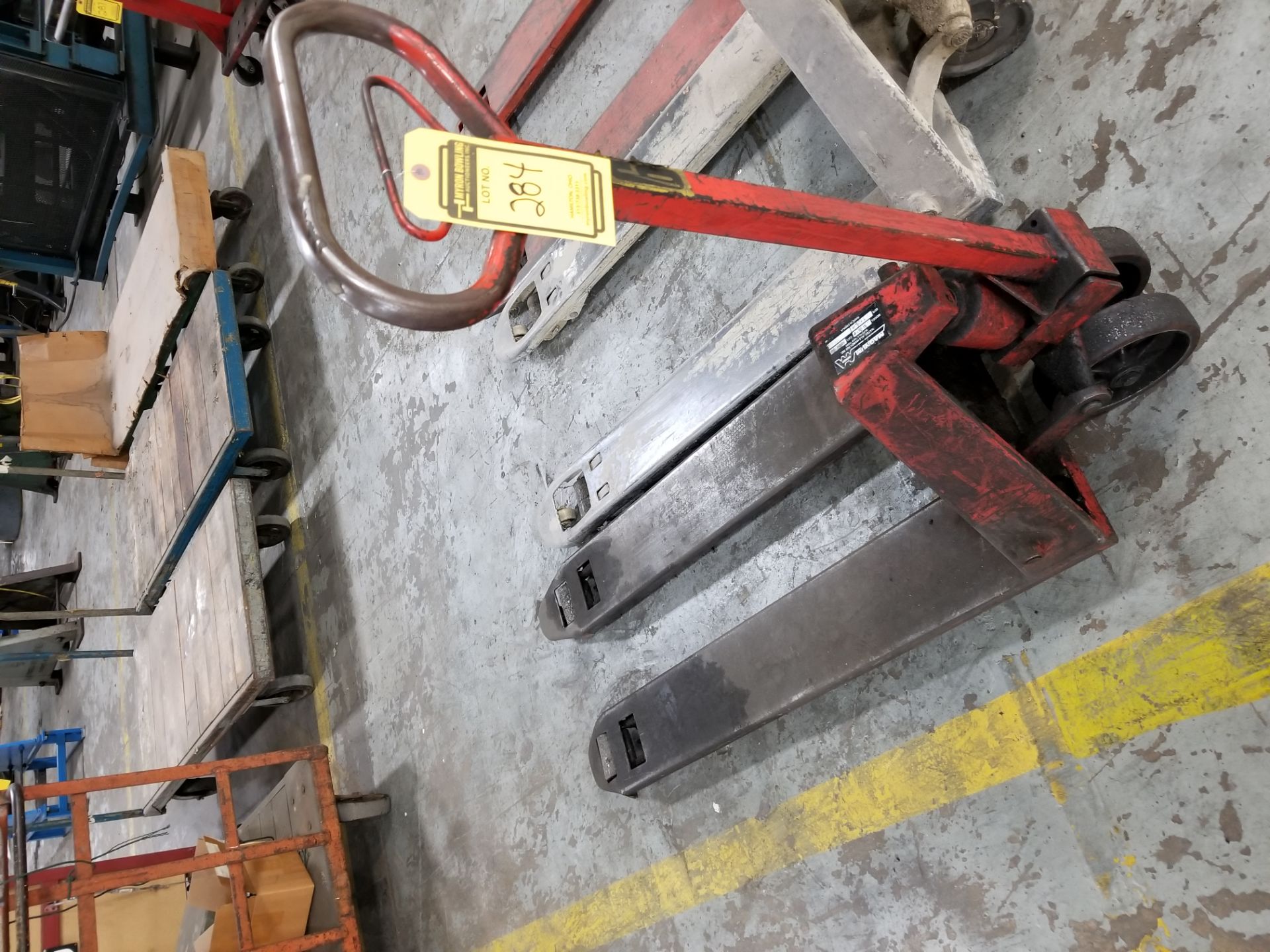 MAGNUM 5,500 LB. CAPACITY PALLET JACK