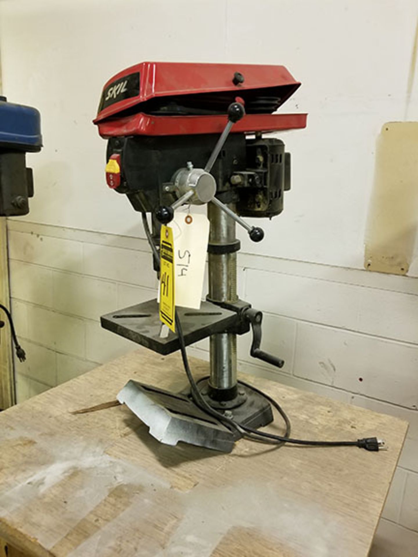 SKIL 10'' DRILL PRESS; MODEL 3320, S/N 983